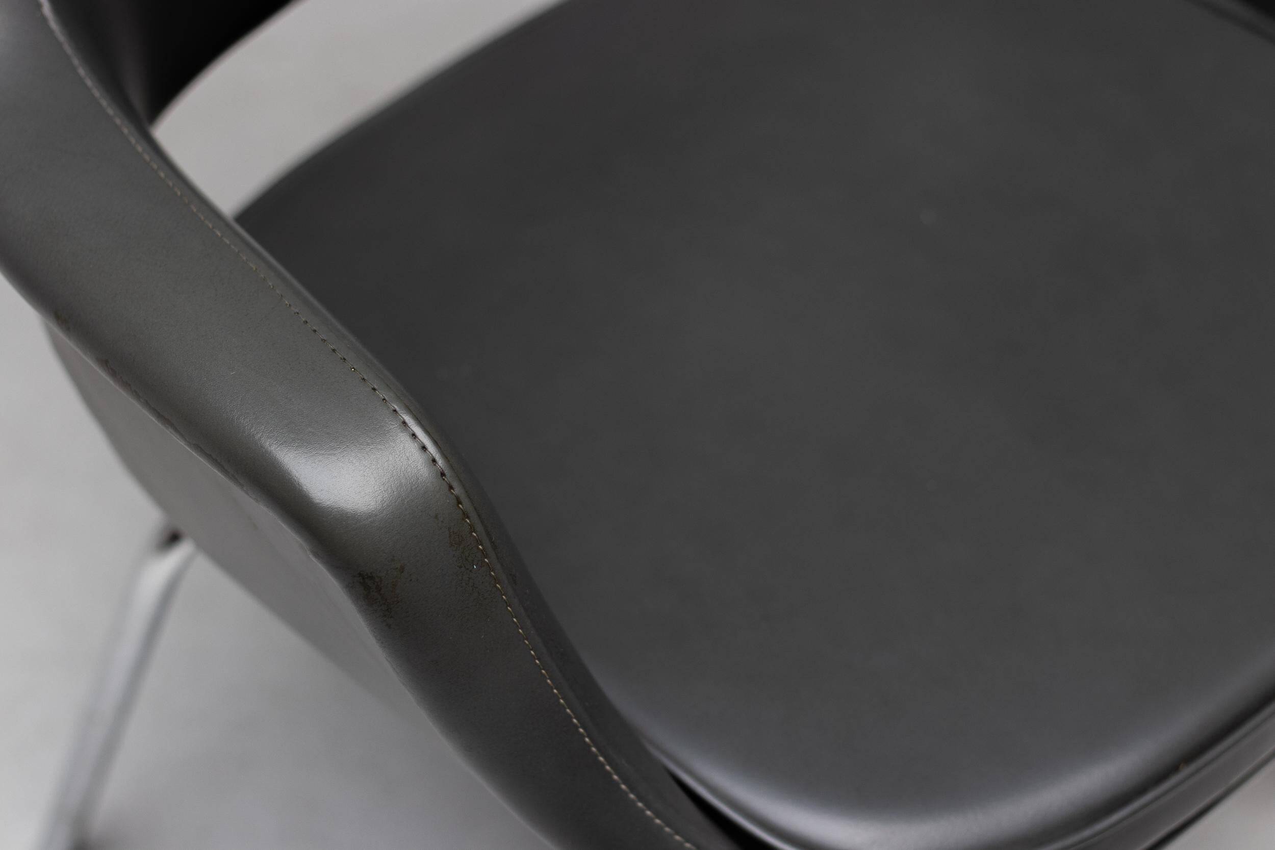 Kilta chairs by Olli Mannermaa in elephant grey, modern Scandinavian mid-century.