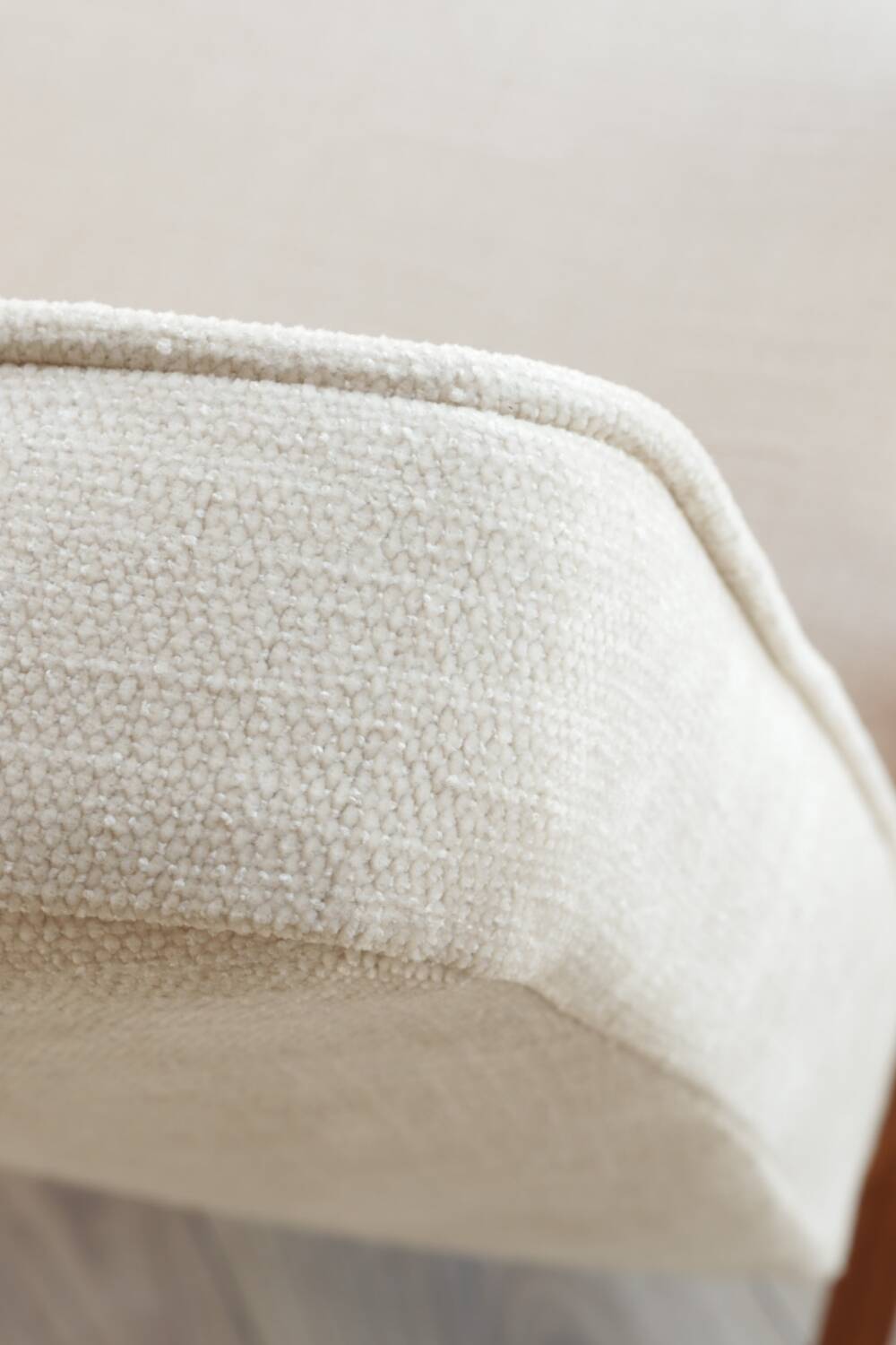 Fauteuil Lounge Vintage Crème Blanche Tissu Bois Naturel Design Scandinave