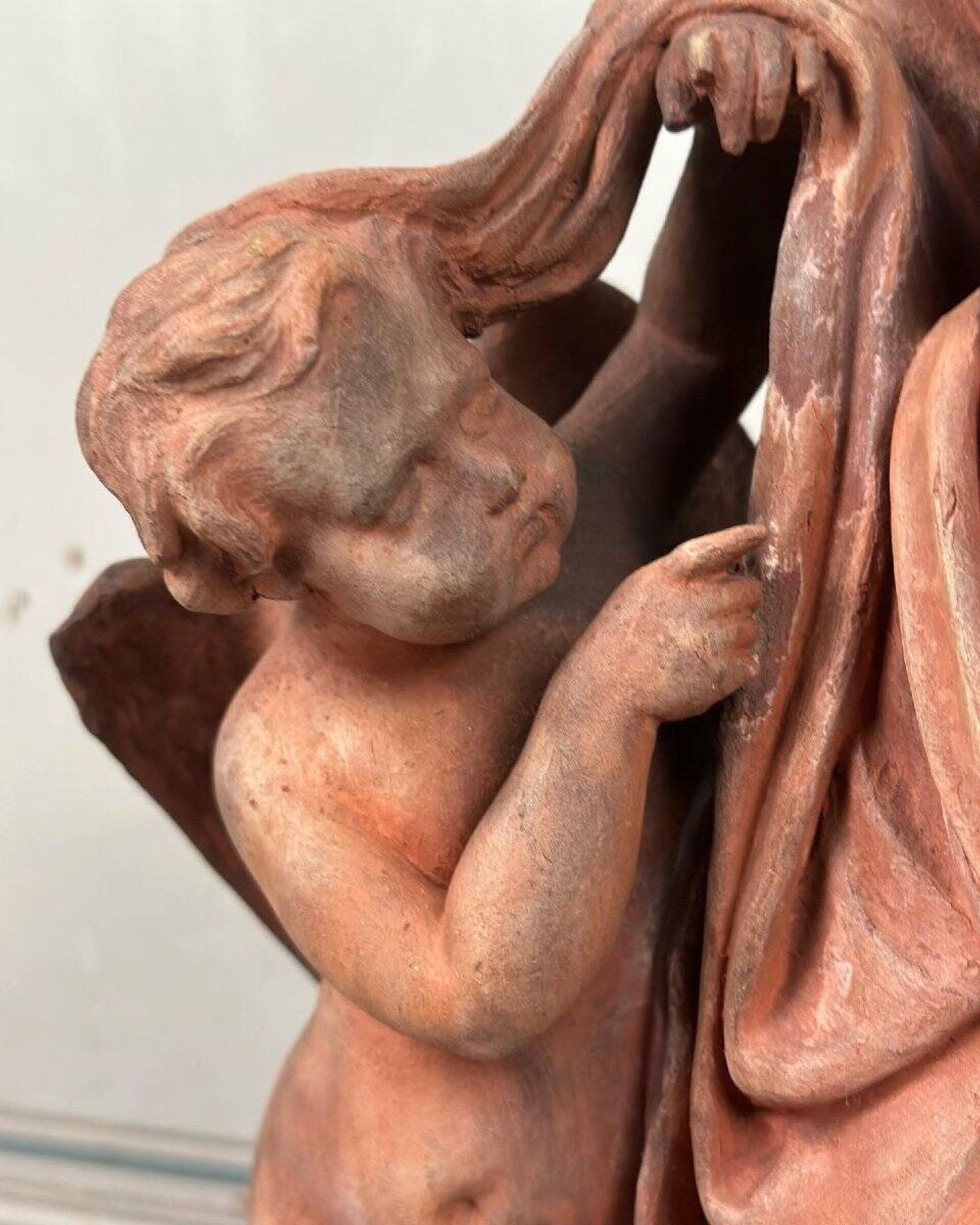 The sculpture, original terracotta signed and dedicated, Charles Van Oemberg.