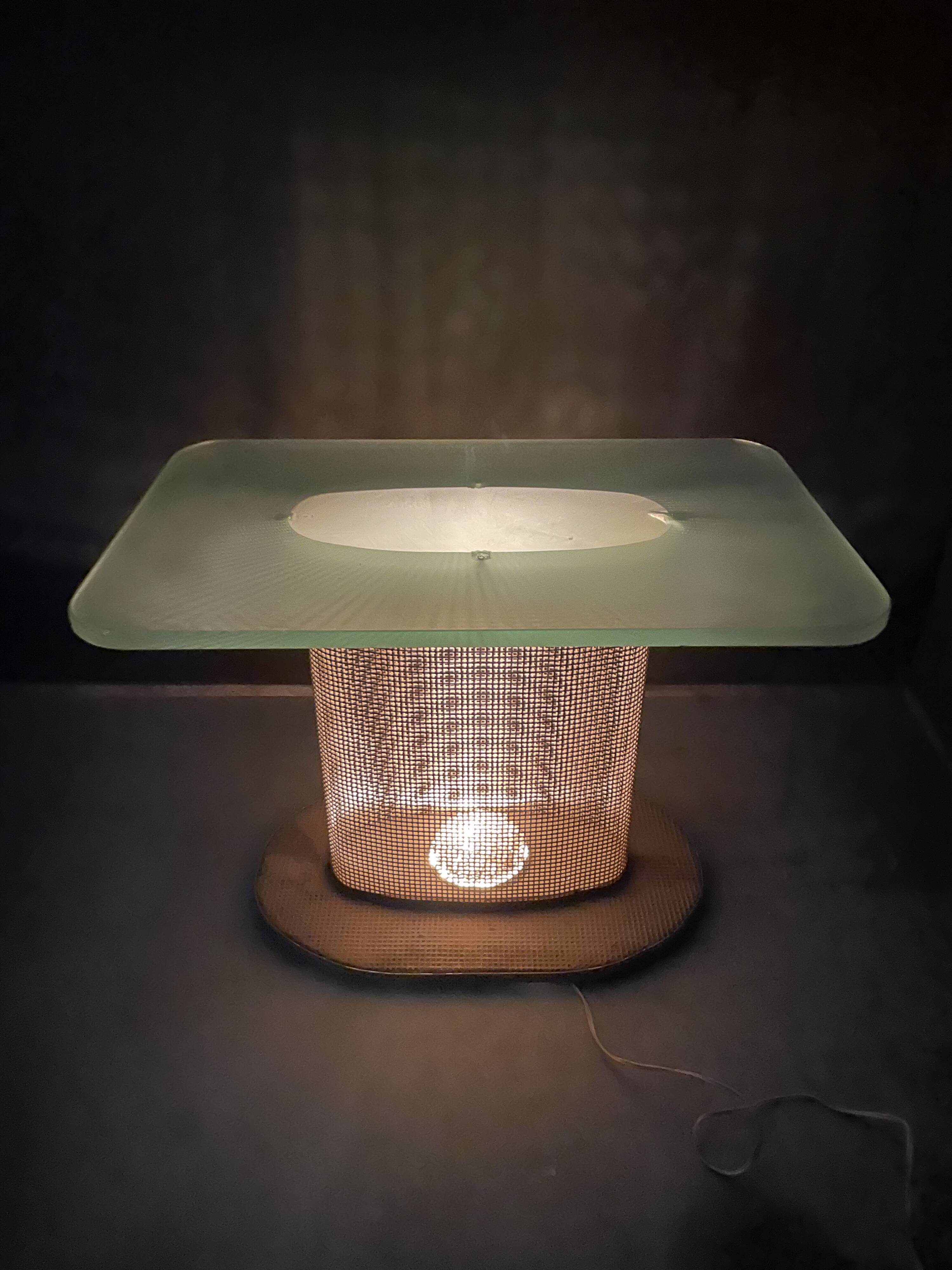 Table d'appoint lumineuse Française des années 1950
