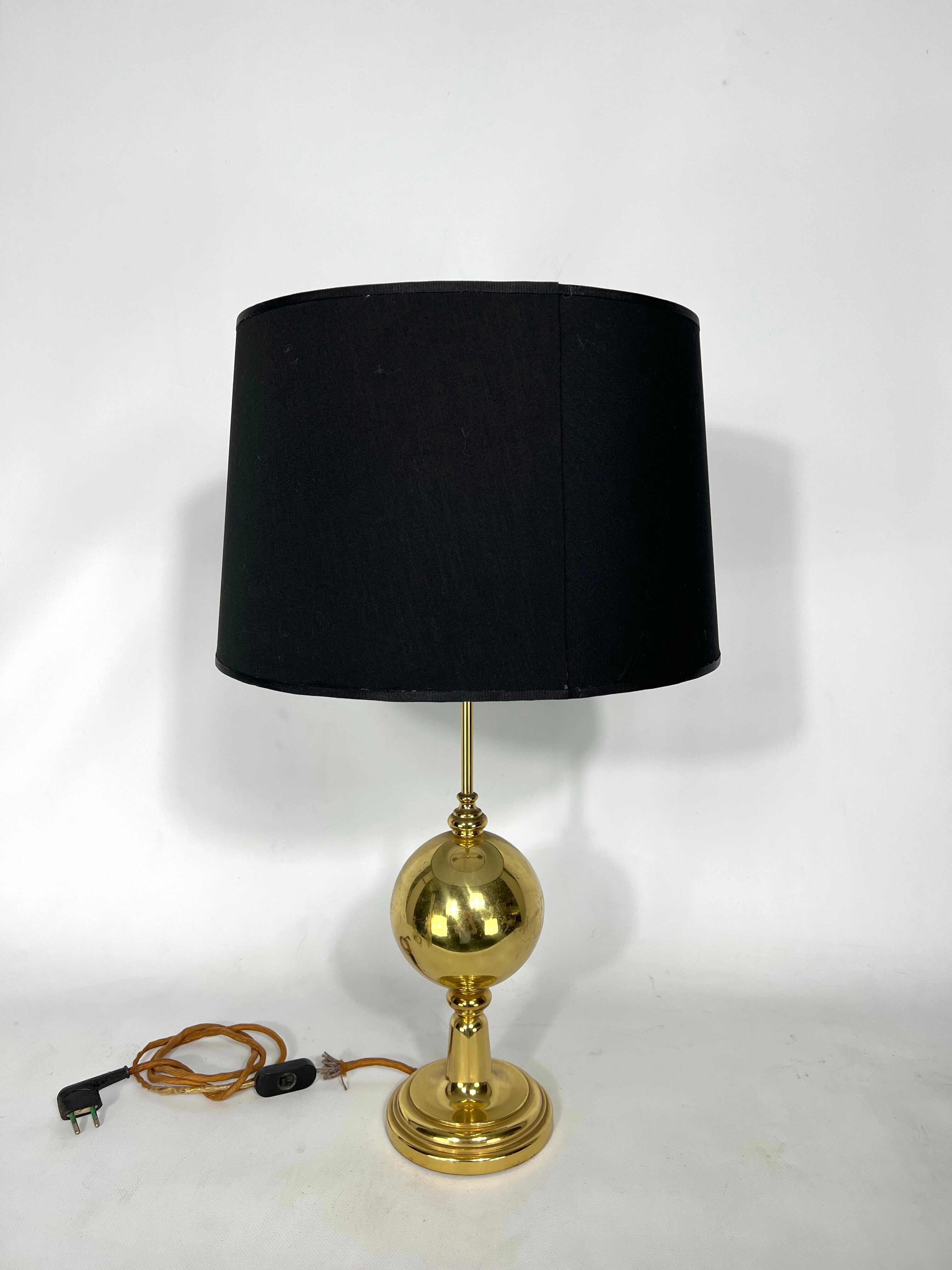 Mid-century Italian brass table lamp from 50s