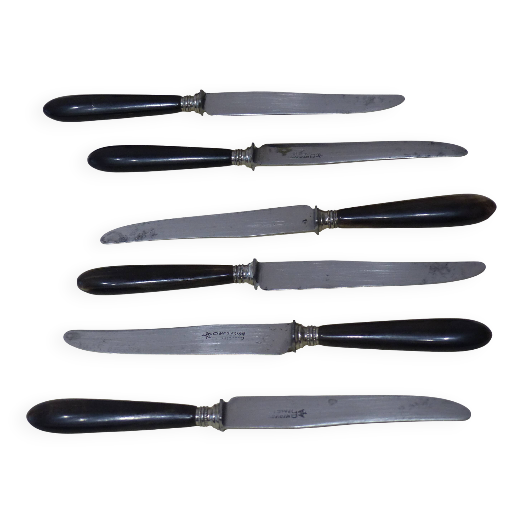 set of knives