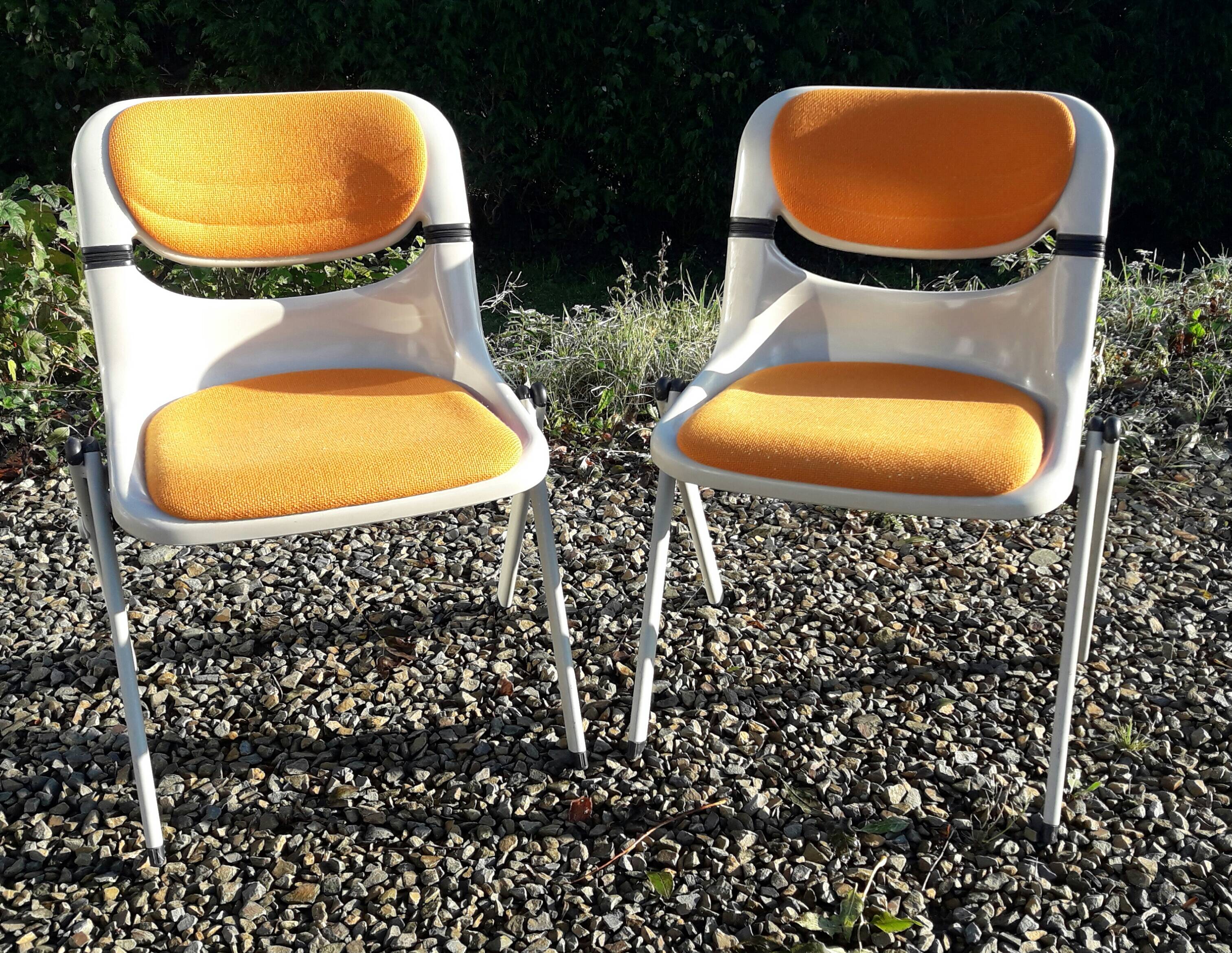 Duo of Dorsal chairs by E Ambasz and G Piretti in 1990