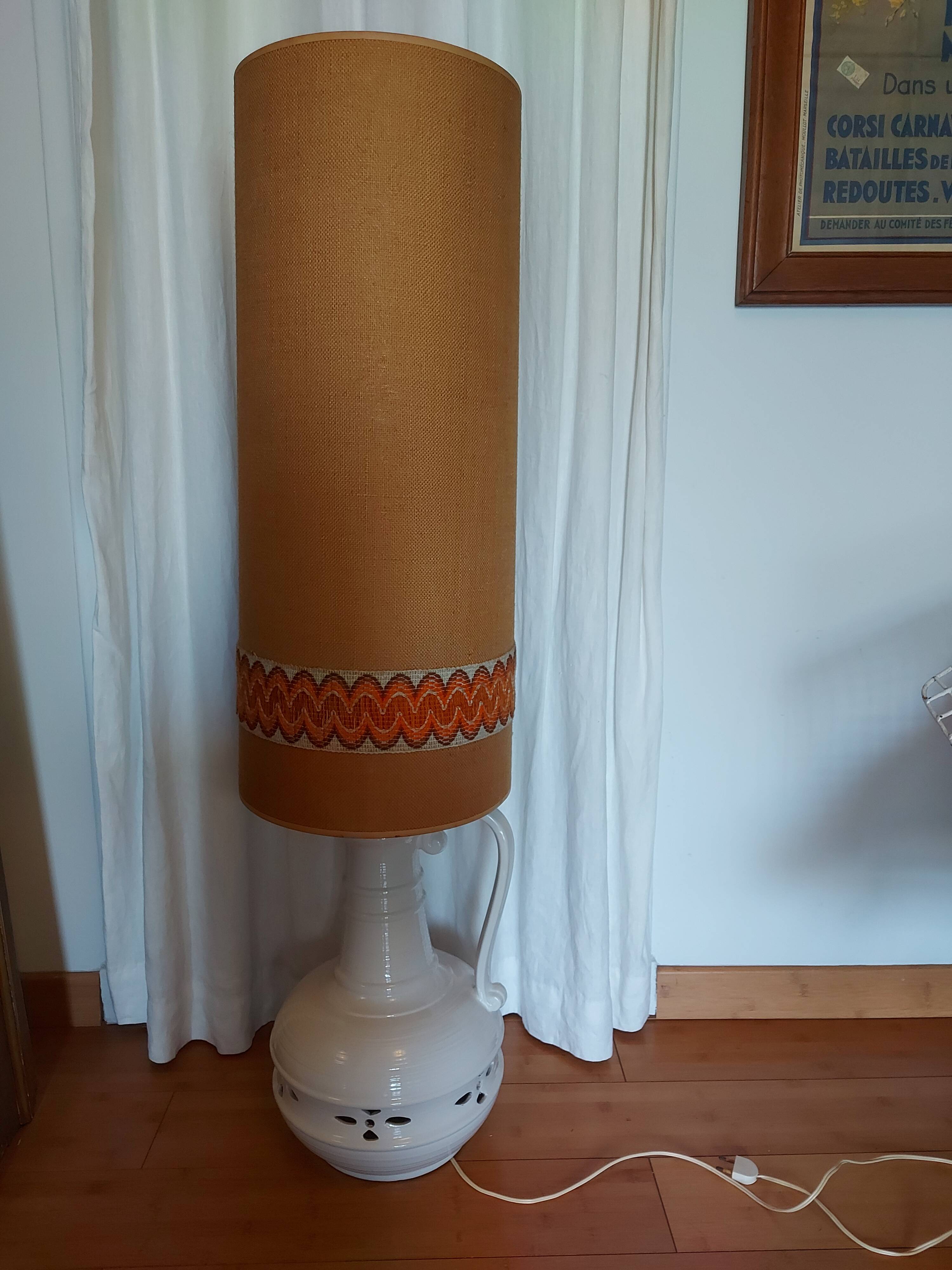 VINTAGE 70'S CERAMIC FLOOR LAMP
