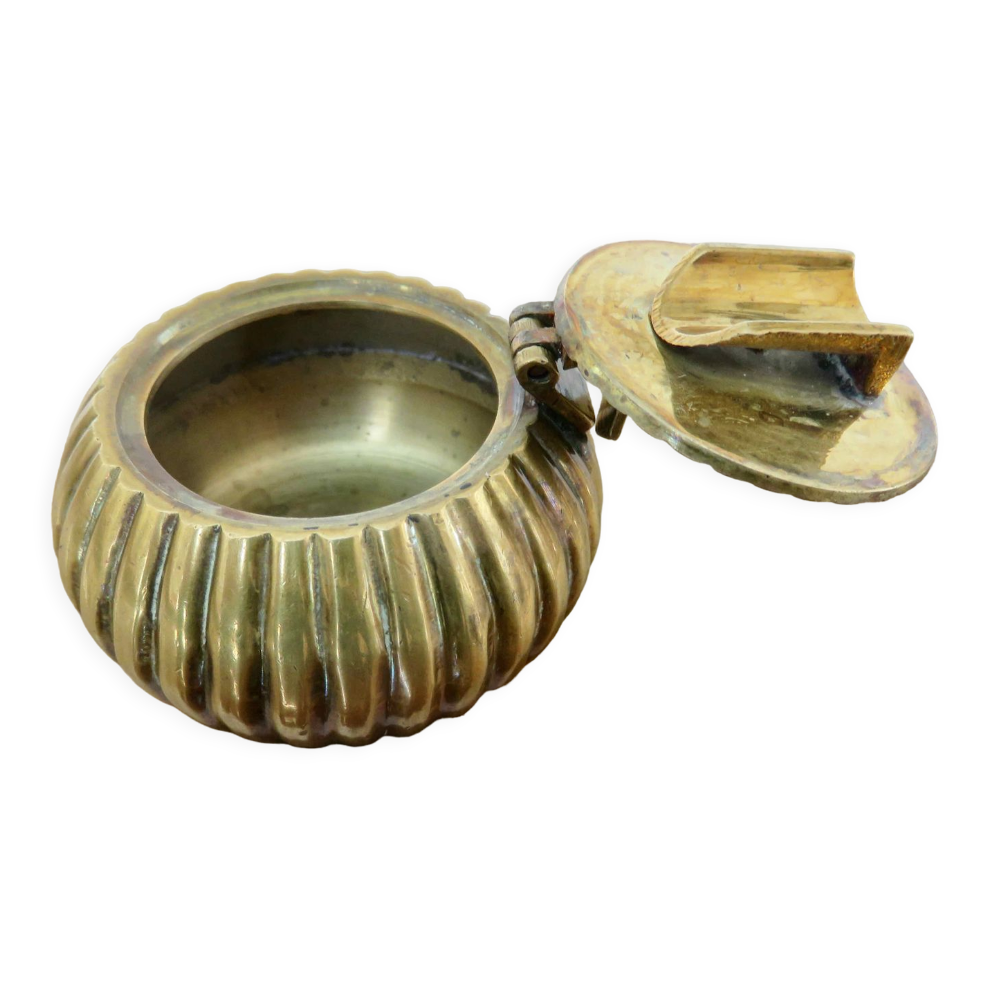 Brass pocket ashtray 60s 70s