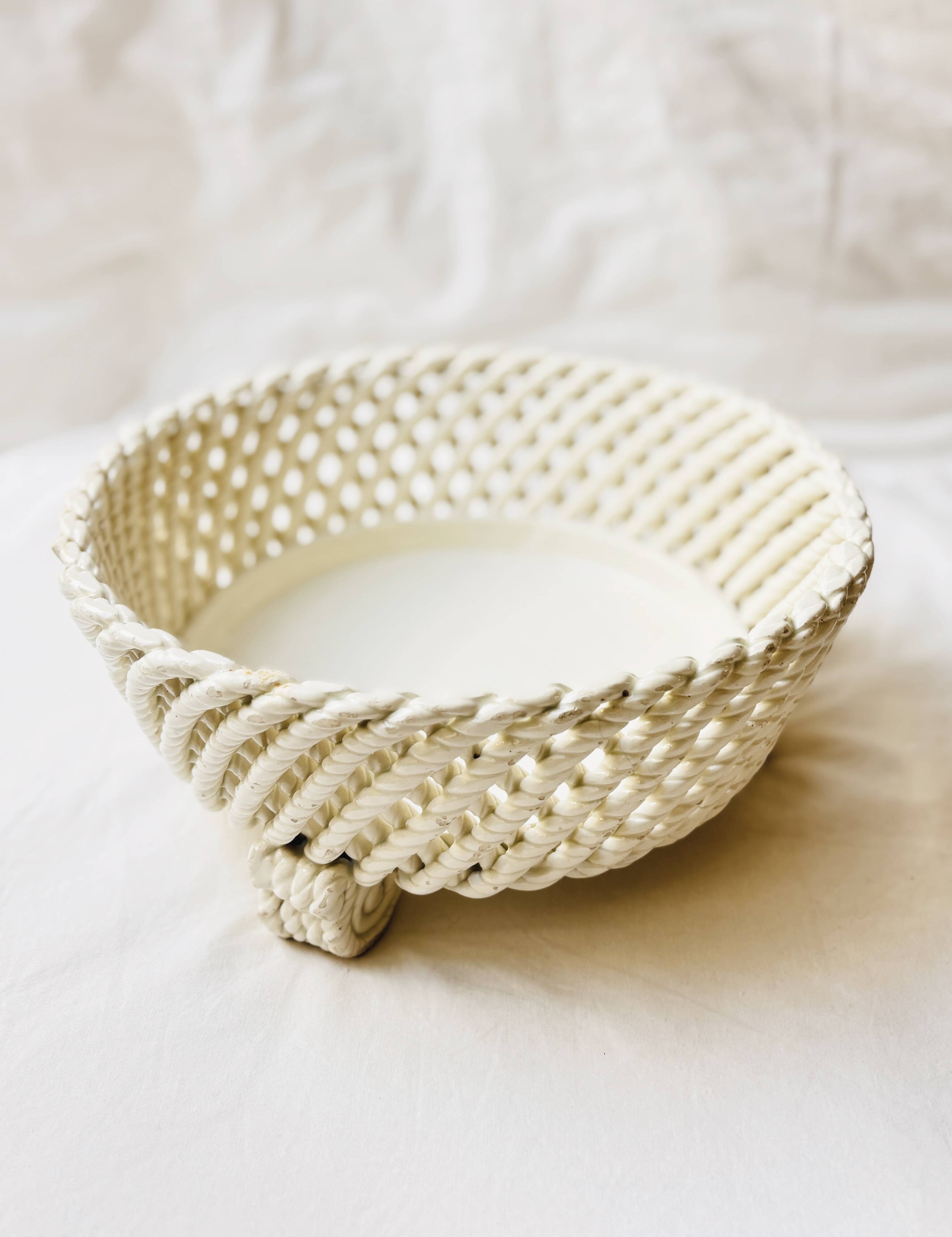 Twisted fruit basket