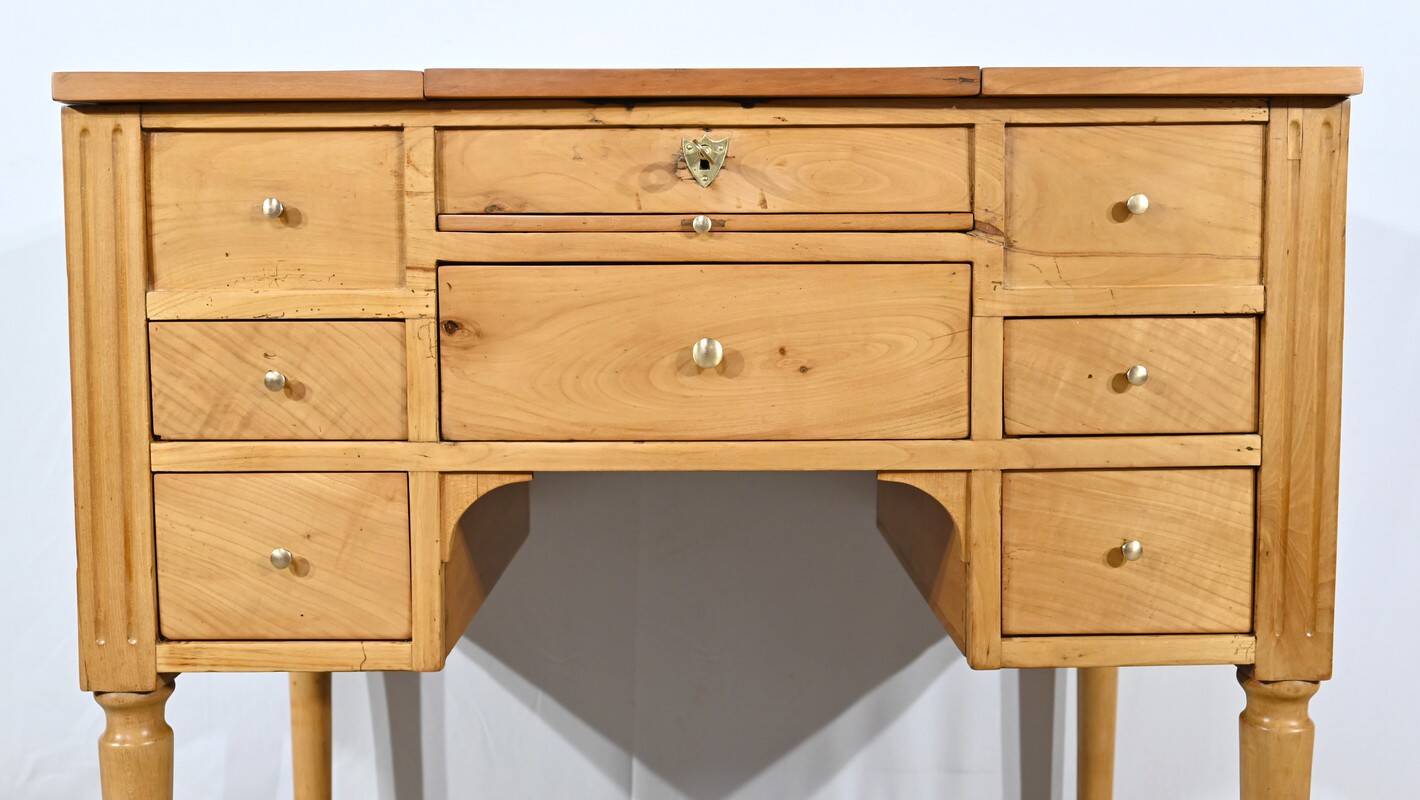 Small Dressing Table in Solid Cherry, Louis XVI Period – Late 18th Century