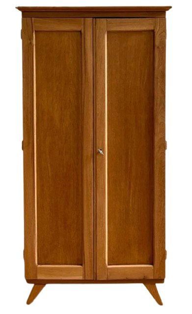 Small oak cabinet with tapered legs.