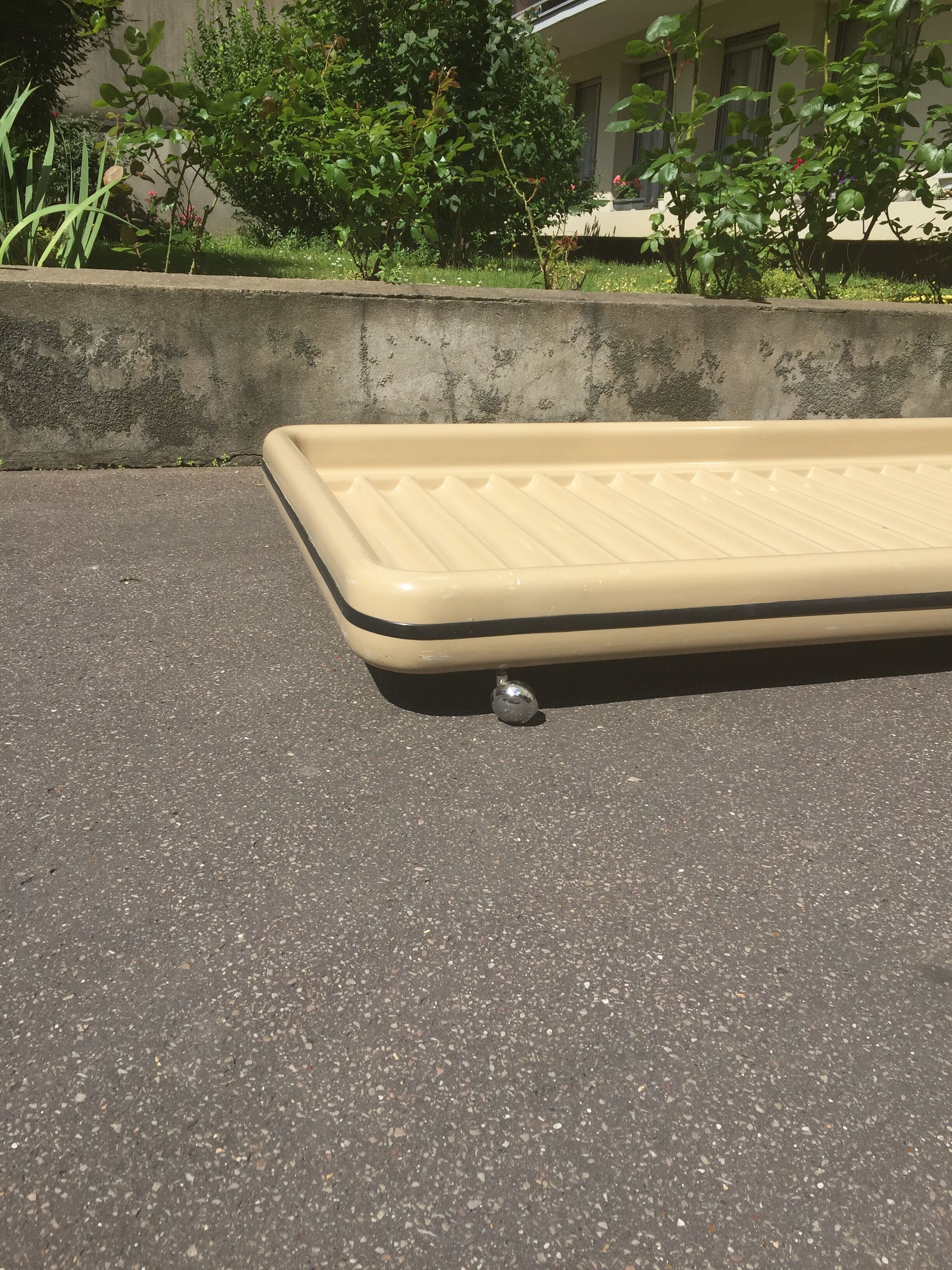 Reads simple Marc Held 1970