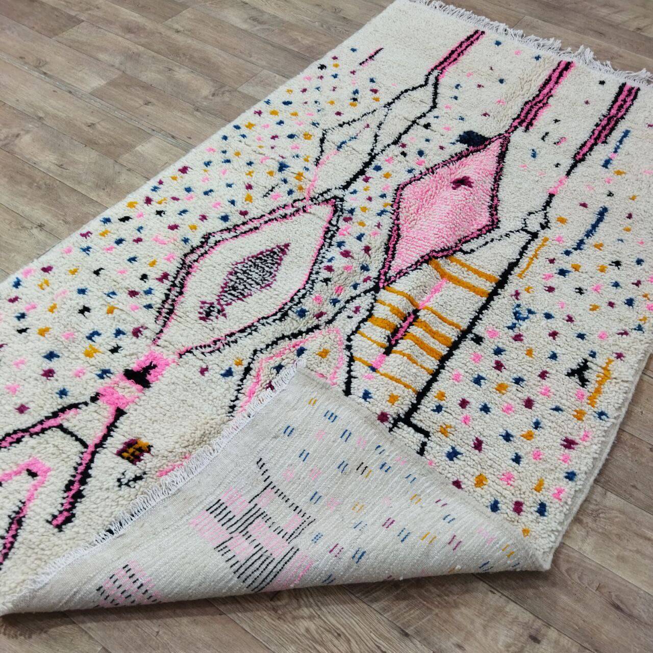 Handmade Moroccan Berber rug 253 X 143 CM