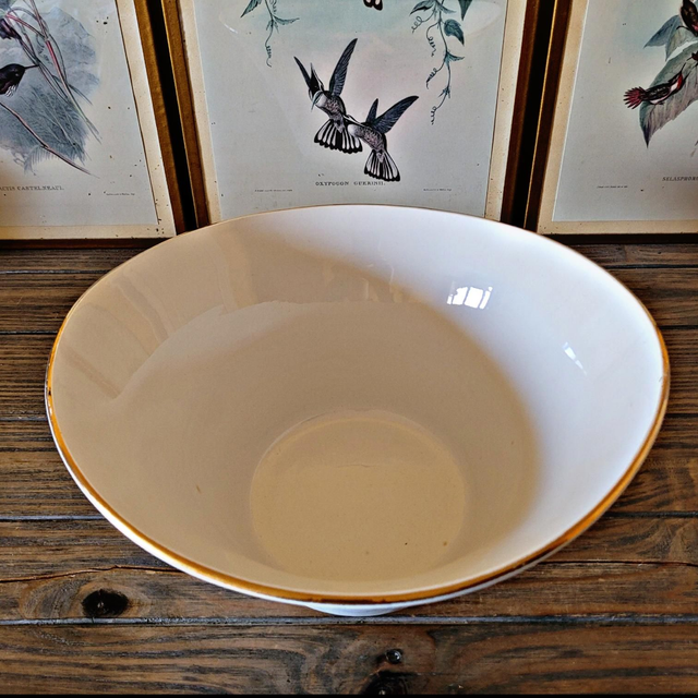 Moulin des Loups Volubilis Salad Bowl (blue flowers, gold rim)