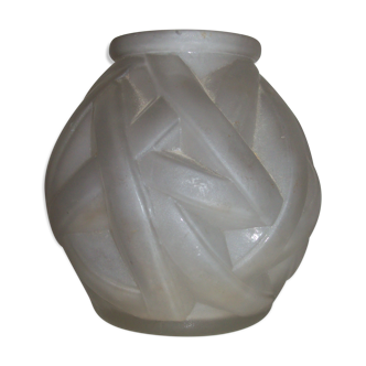 Art Deco boulke vase in molded glass