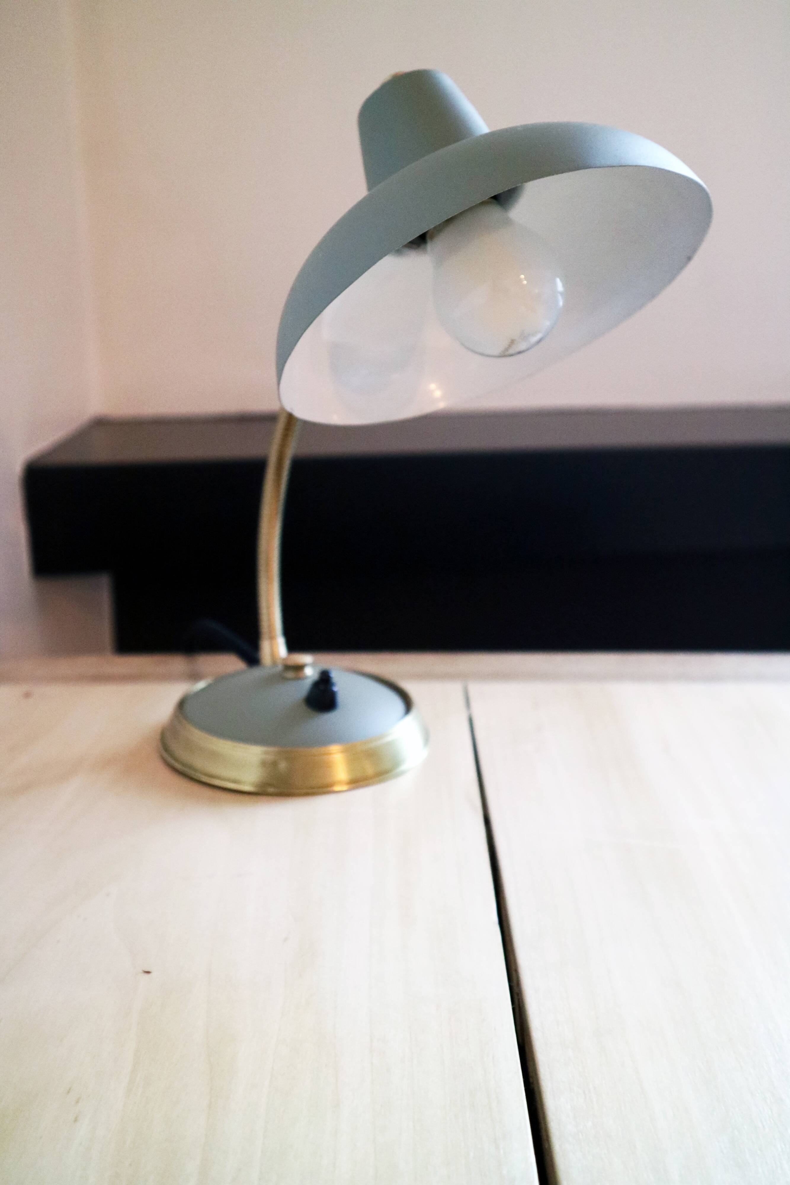 Fully restored vintage desk lamp.