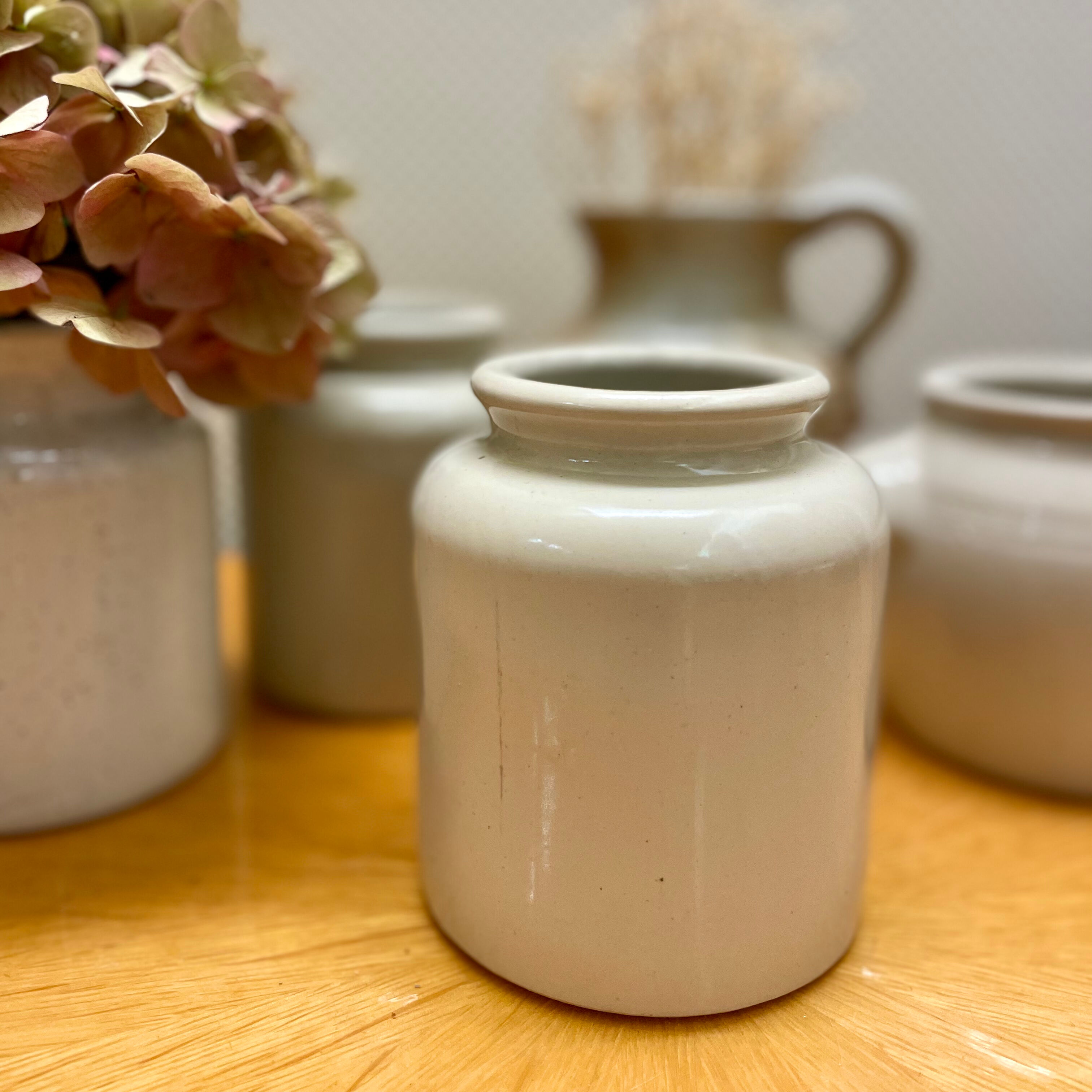 Sandstone mustard pot