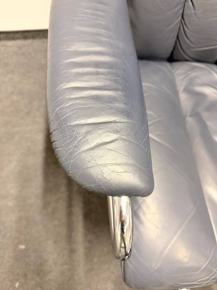 Chaise Stressless Ekornes avec pouf - Cadre chromé (années 1970) (prix pour une)