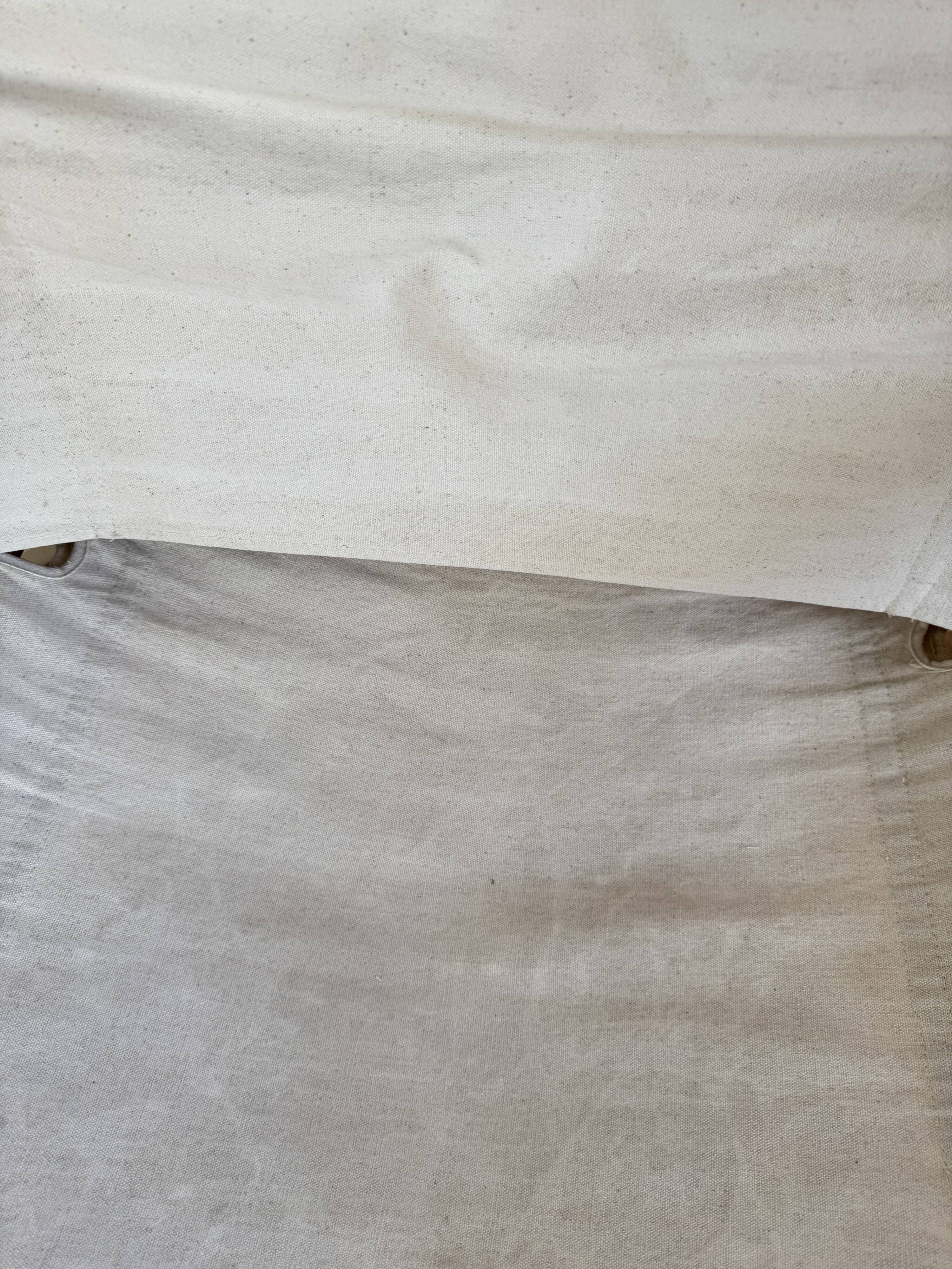 Safari armchair in wood and beige fabric