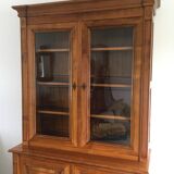 Louis Philippe display cabinet in cherry wood