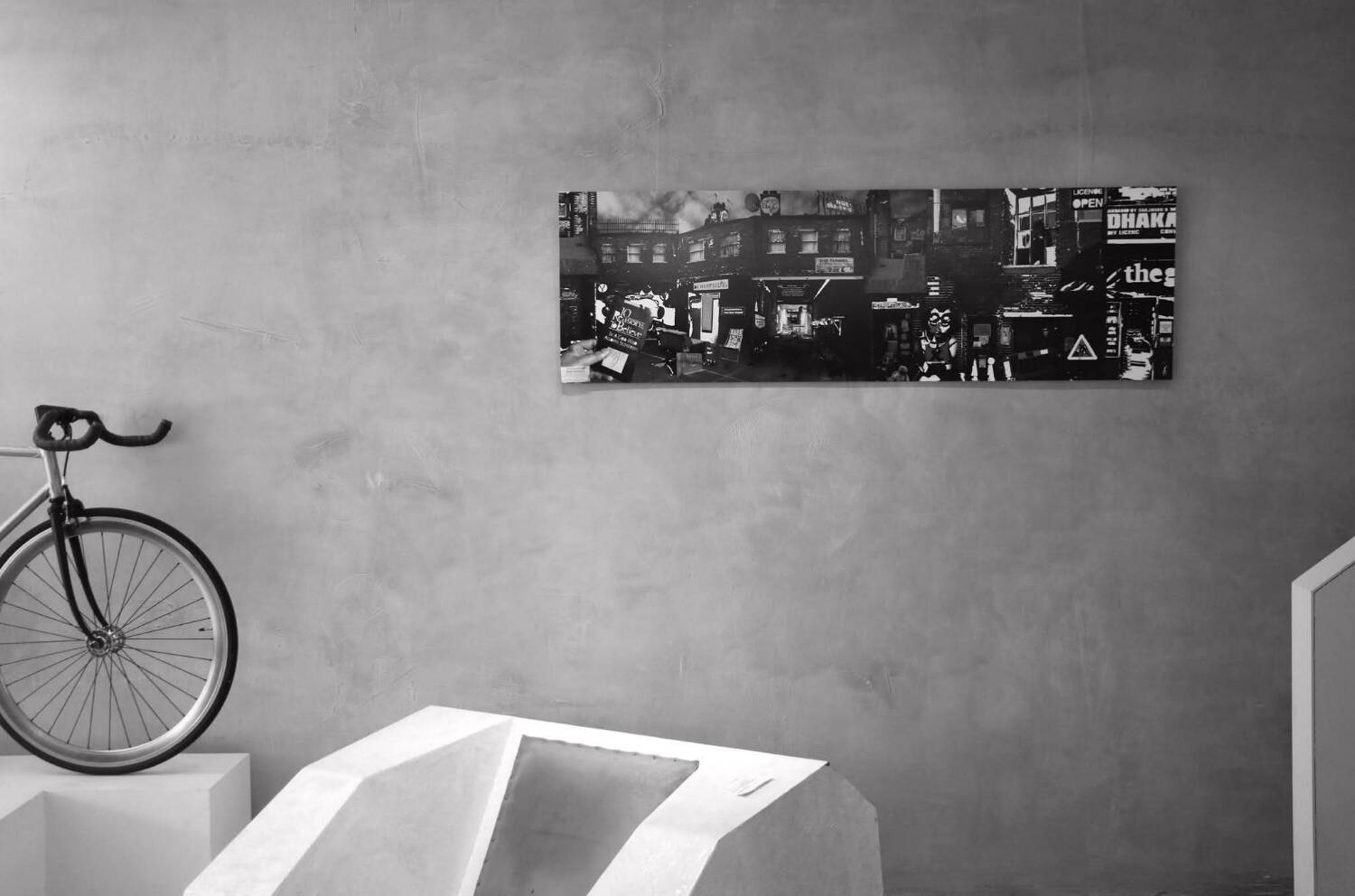 Large black and white artworks / photo collage (160x50) temple