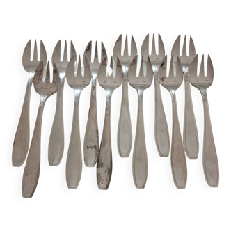 12 fourchettes a huitre en metal argenté