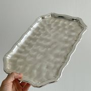 Plateau rectangulaire en métal