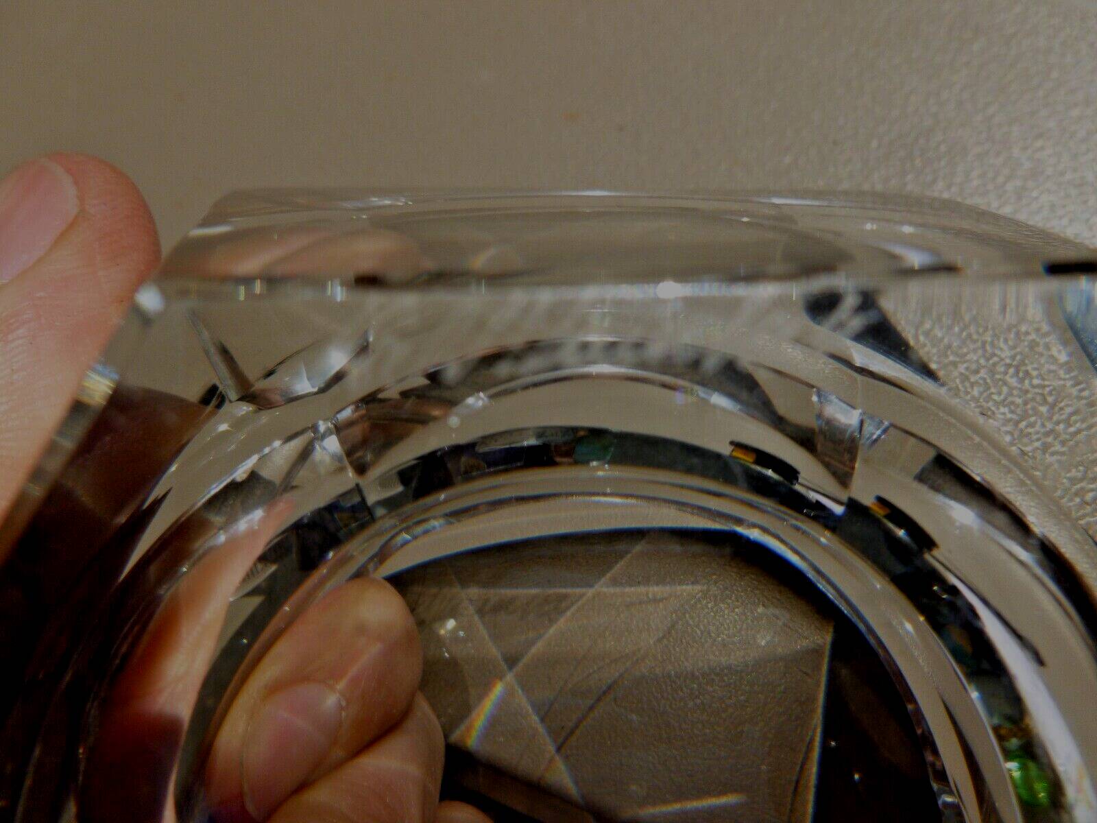 Empty pocket crystal ashtray val saint lambert.