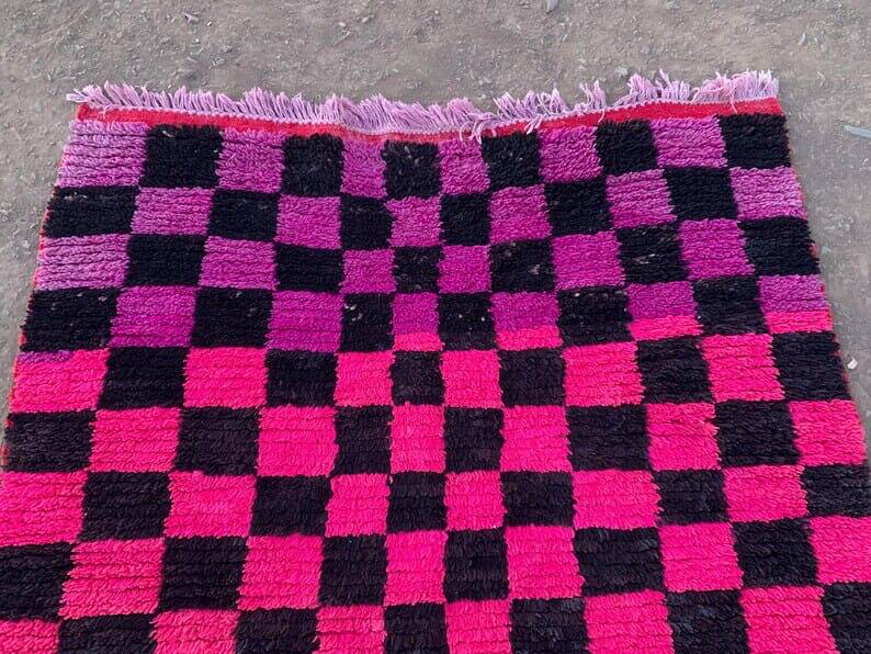 Handmade square Berber rug, size 150 x 250 cm