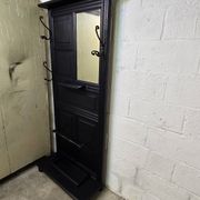 Entrance hall from around 1930 repainted