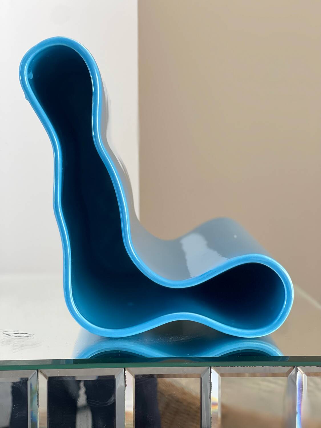 Biomorphic ceramic vase