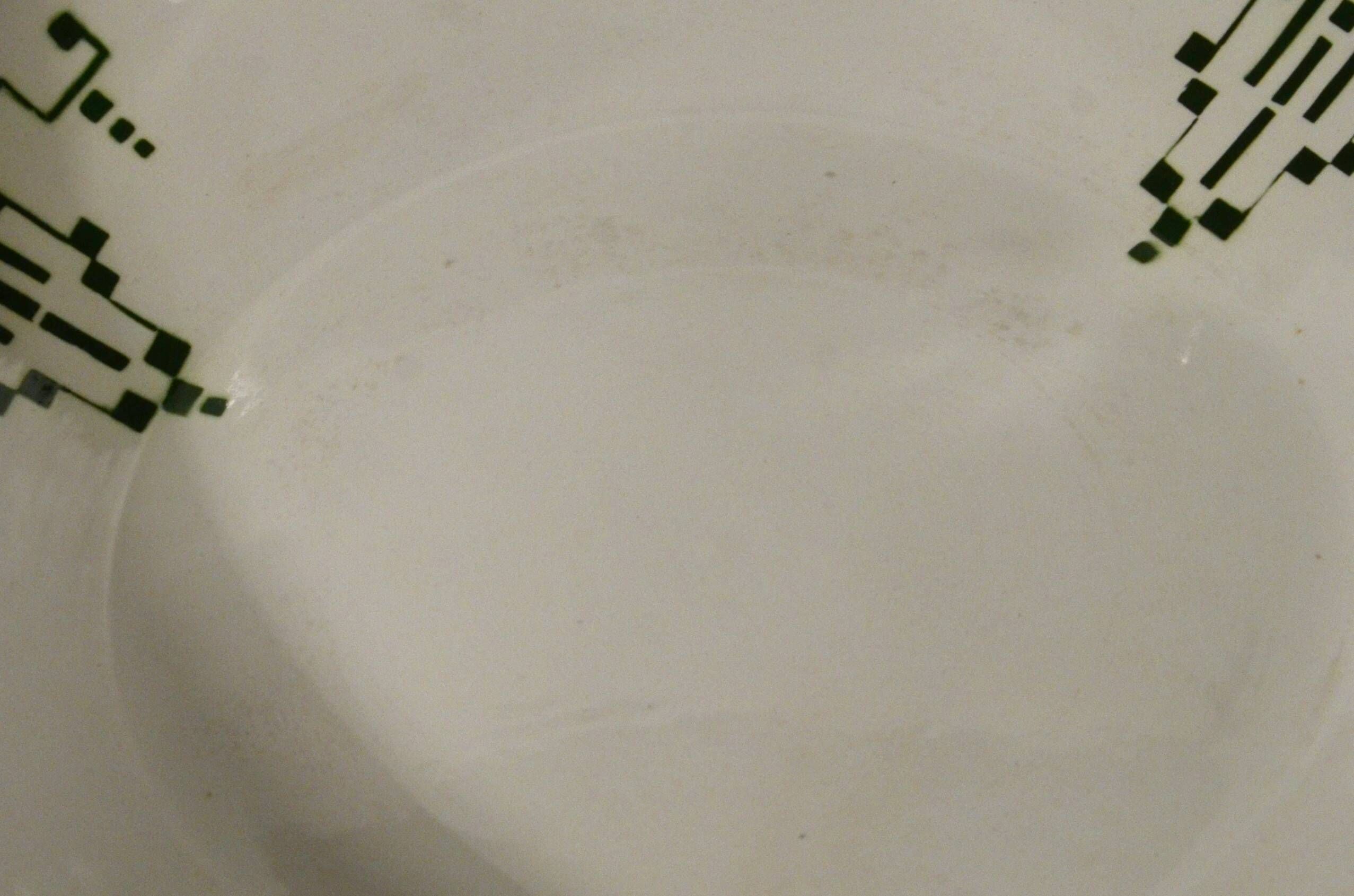 Toilet service, bowl/basin and antique jug, Badonvillier earthenware