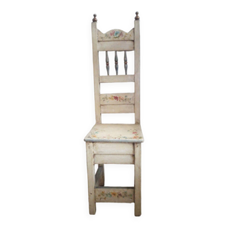 Flowered wooden children's chair