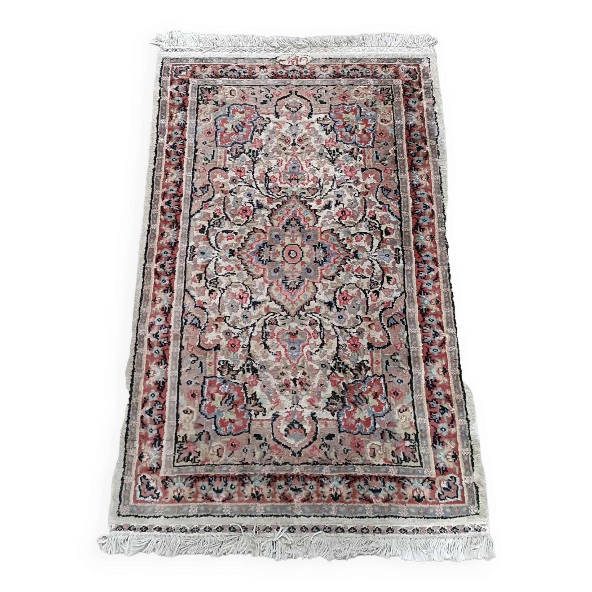 Handmade wool rugs, Pakistan