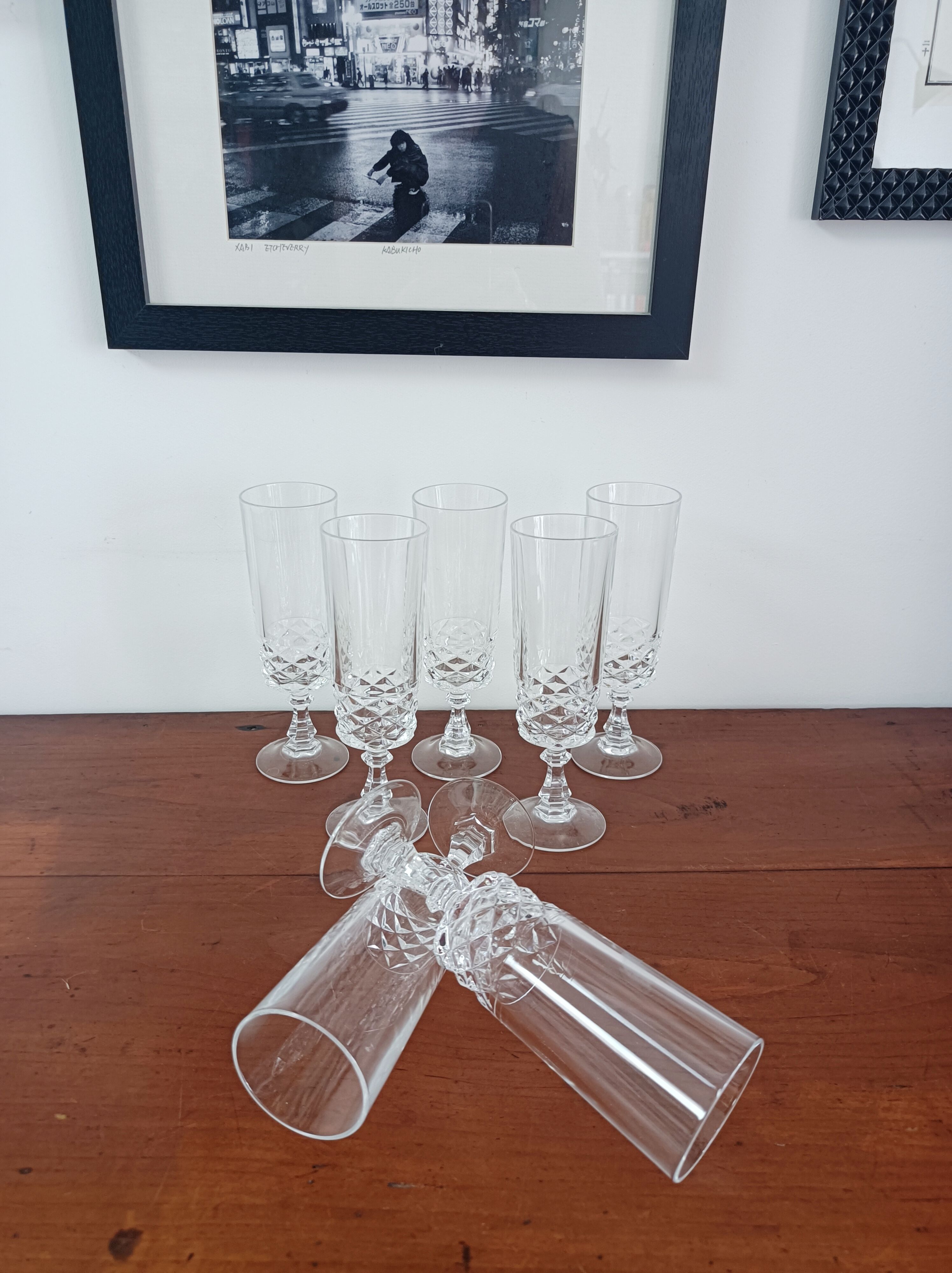 Set of 7 champagne flutes