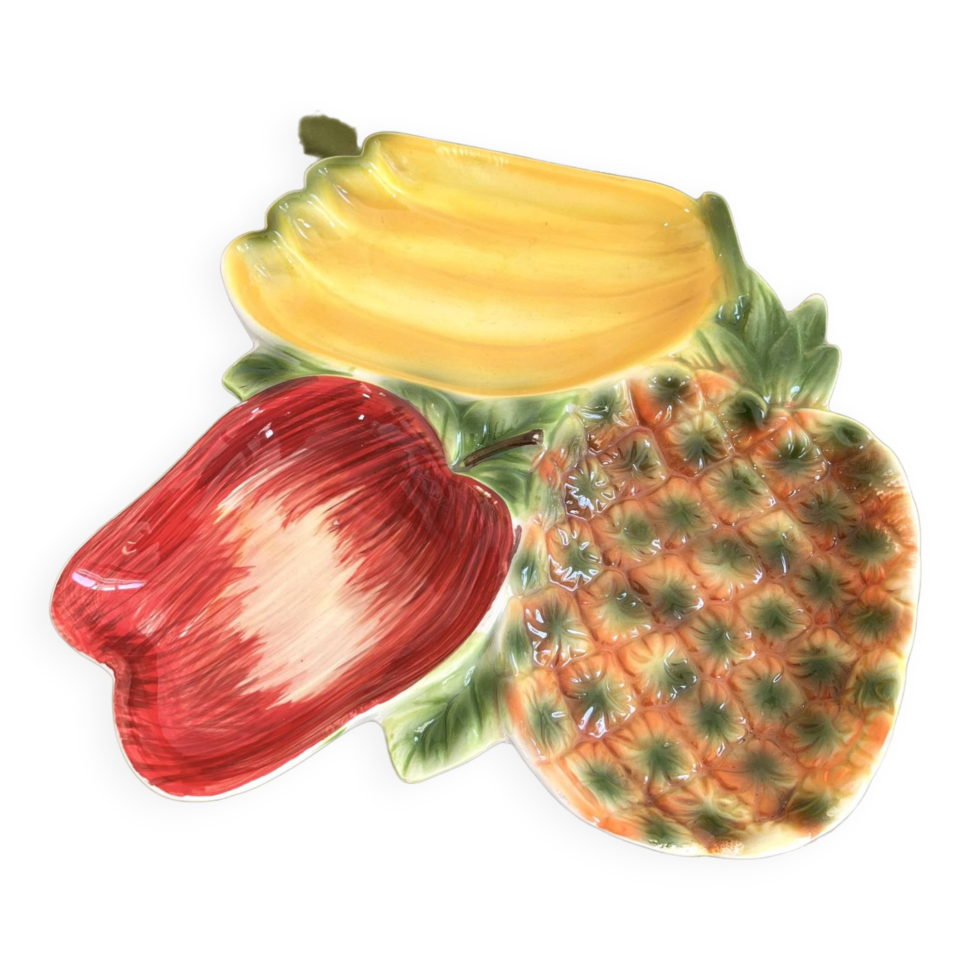 Aperitif server with fruit bowl and raw vegetables.