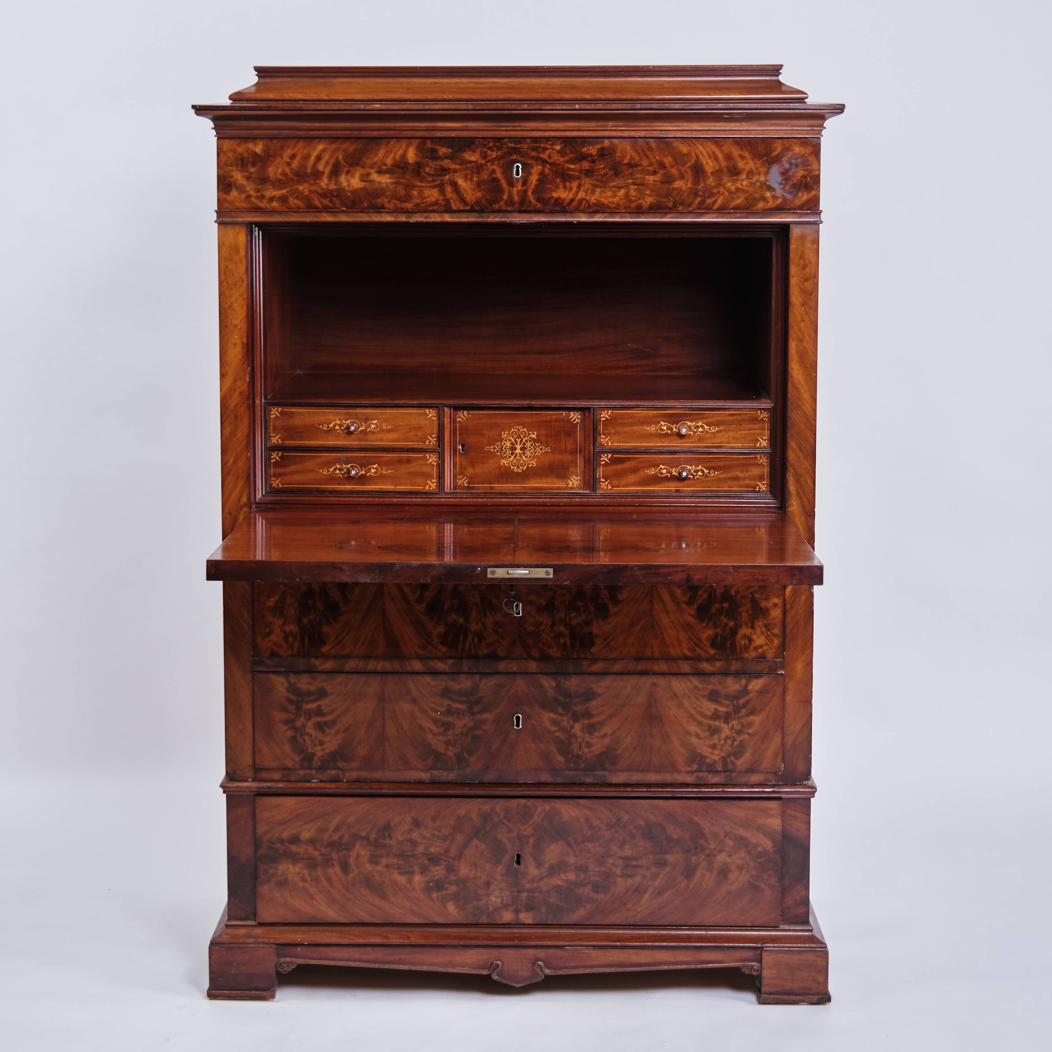 Secretary – Mahogany – Intarsia & Flame Structure – 4 Drawers – 1840s
