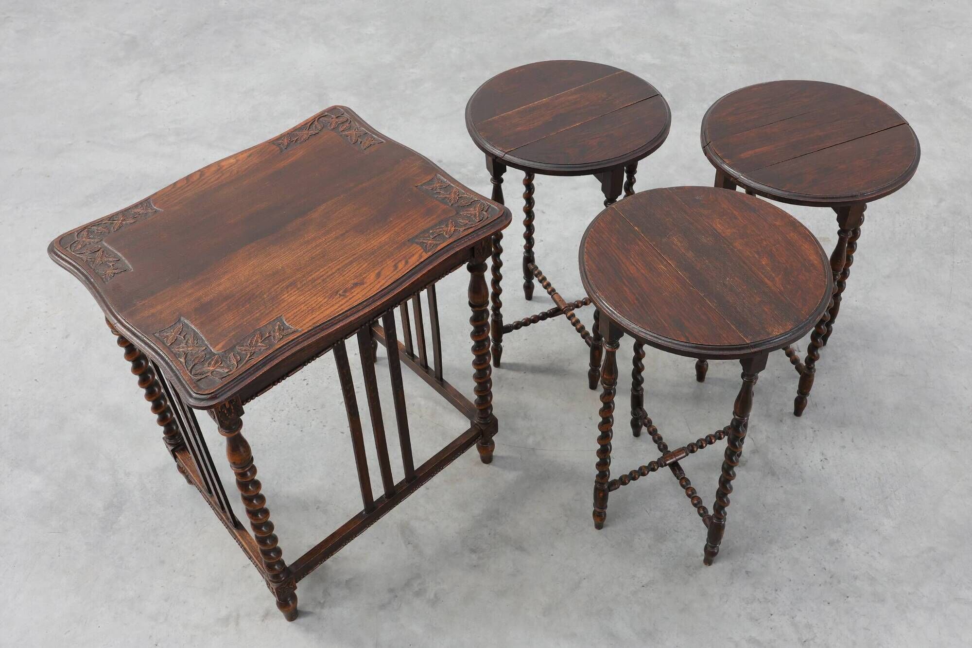 Set of Four Oak Barley Twist Nesting Tables, England, circa 1900n