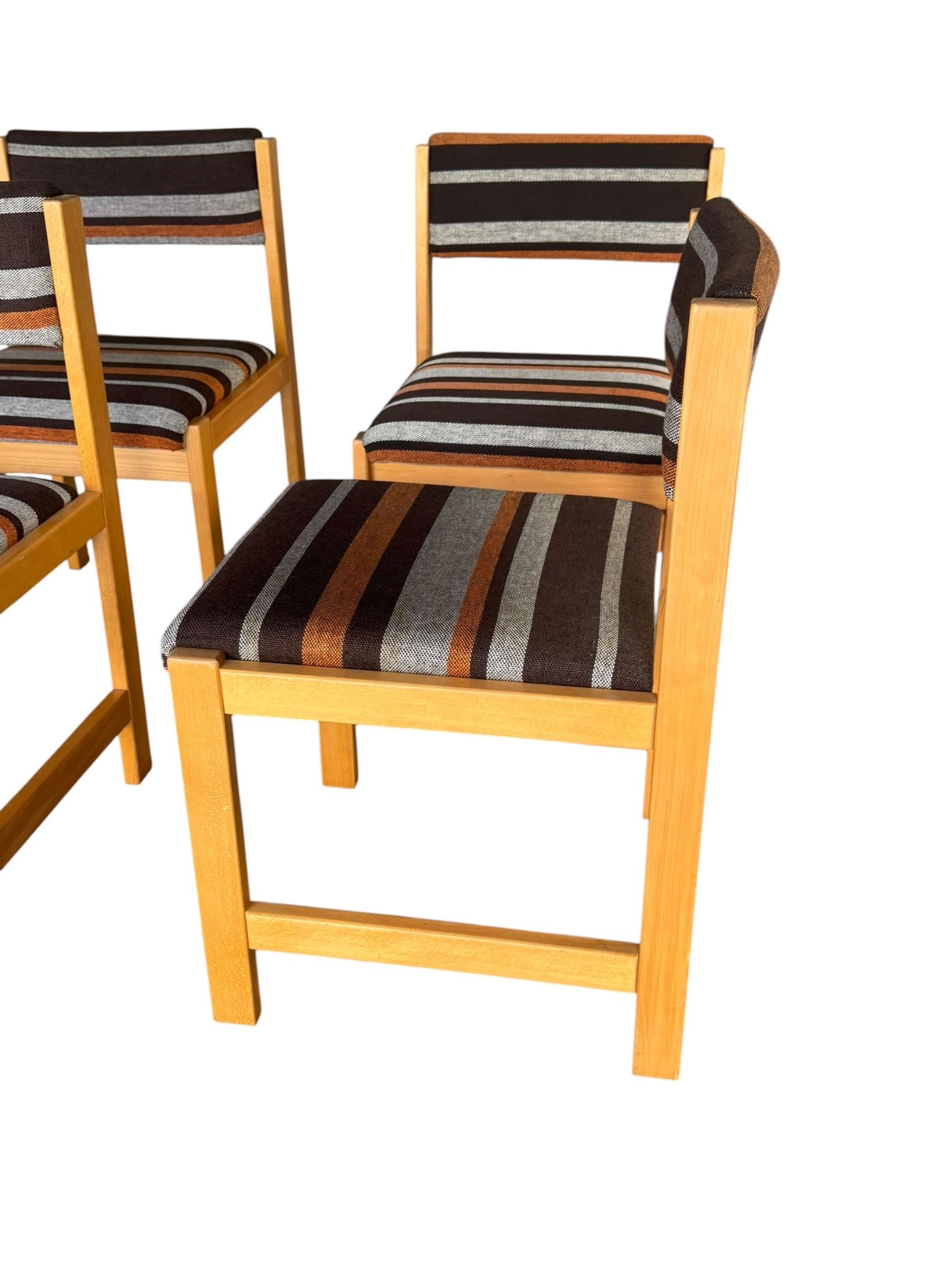 Set of 4 Scandinavian Dining Chairs