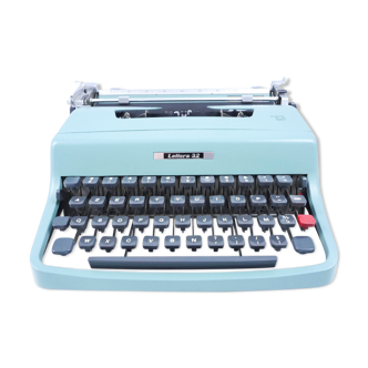 Olivetti Lettera 32 typewriter revised