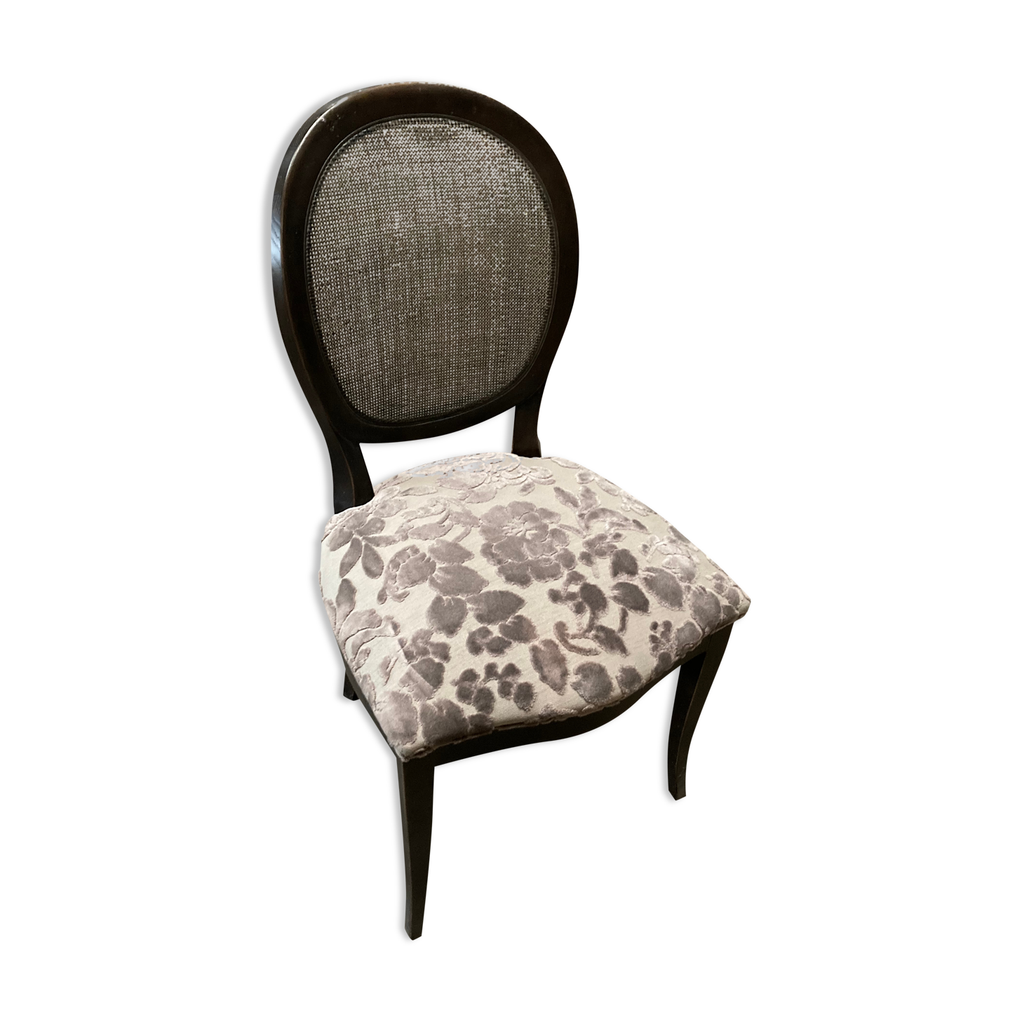 Black medallion chair