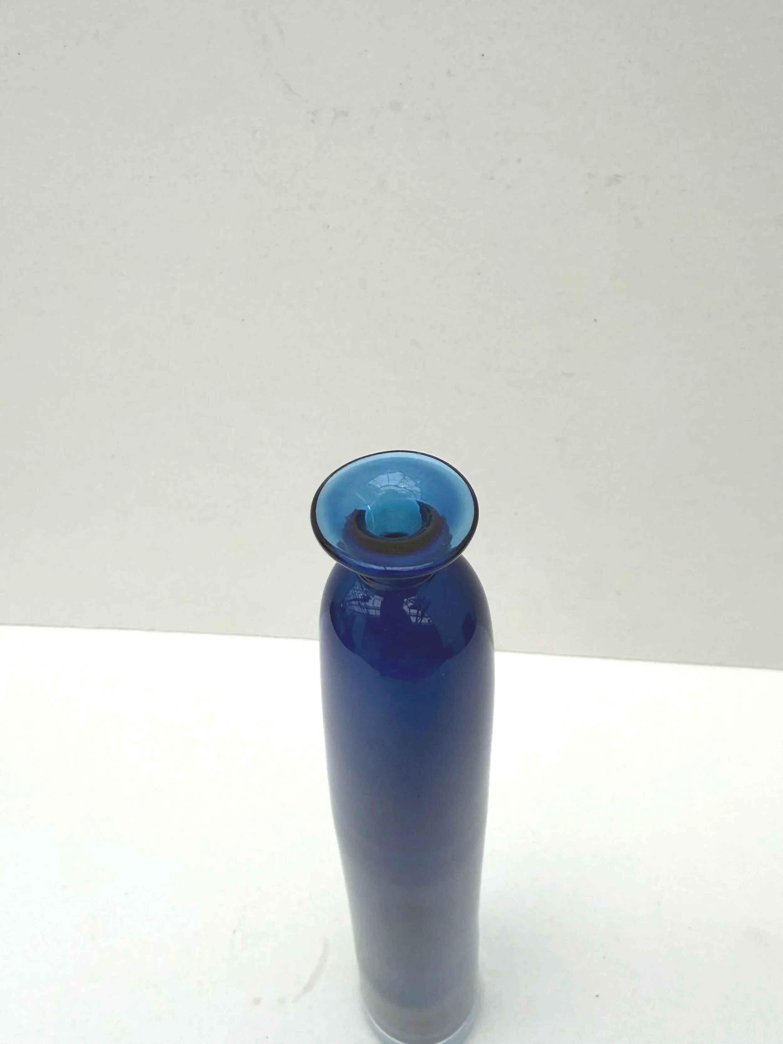 Vase by Marisa and Alain Begou in blown glass, France 1980
