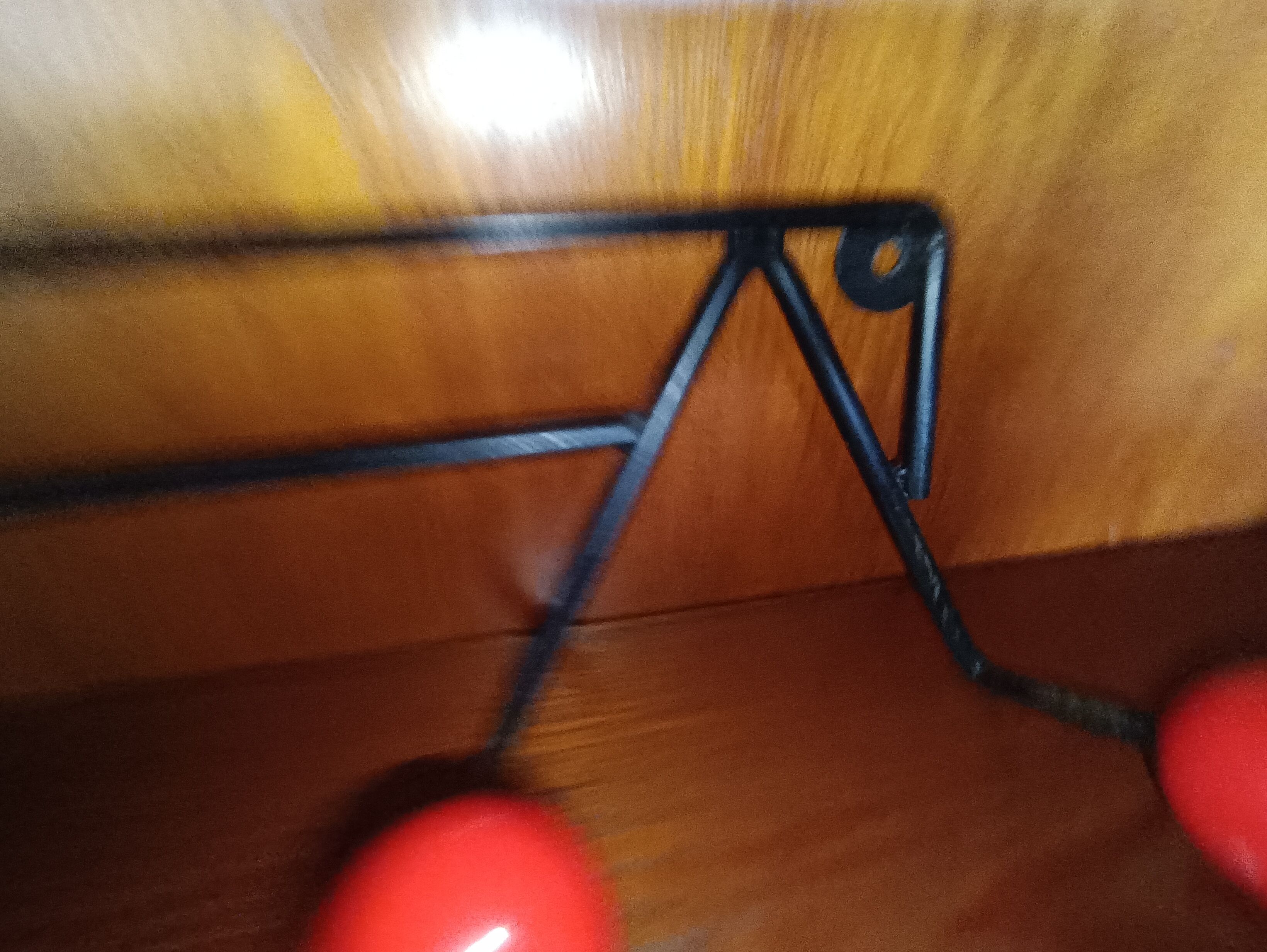 Wall-mounted coat rack 4 balls