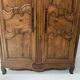 Armoire de style Louis XV en noyer massif XVIII siècle