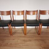 Suite of 4 Scandinavian style chairs