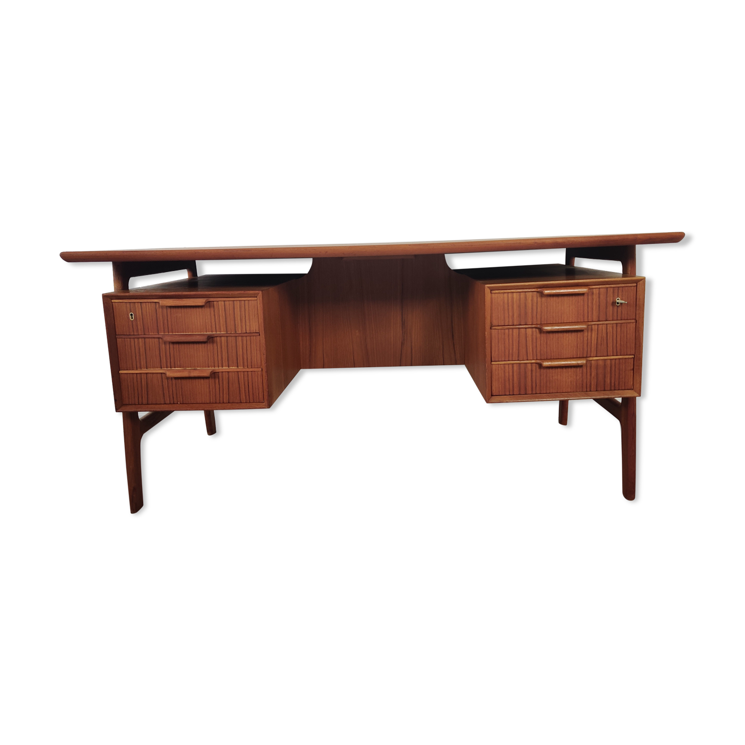 Teak desk by Gunni Omann "model 75" for Omann Jun, Dänemark 1960s