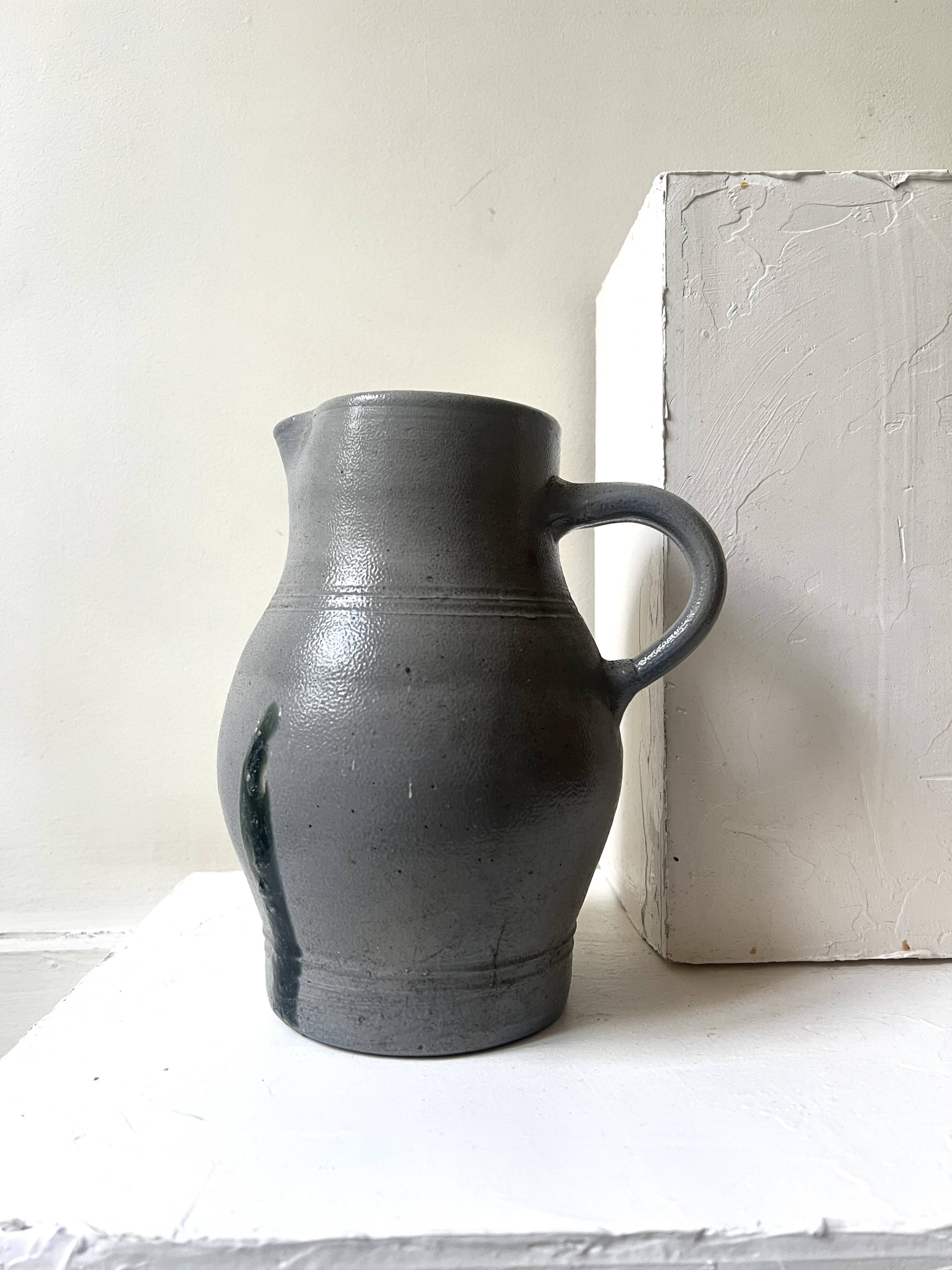 Large ceramic stoneware jug in grey glazed – handcrafted in France around 1970.