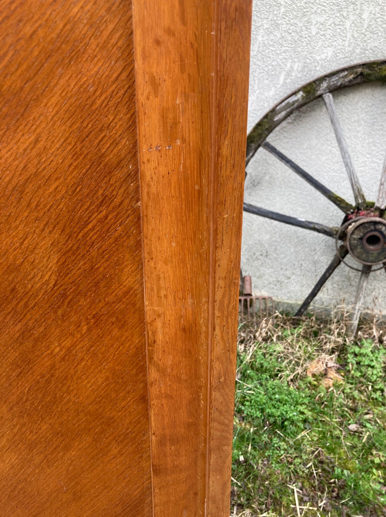 Vintage knitted bonnet feet compass