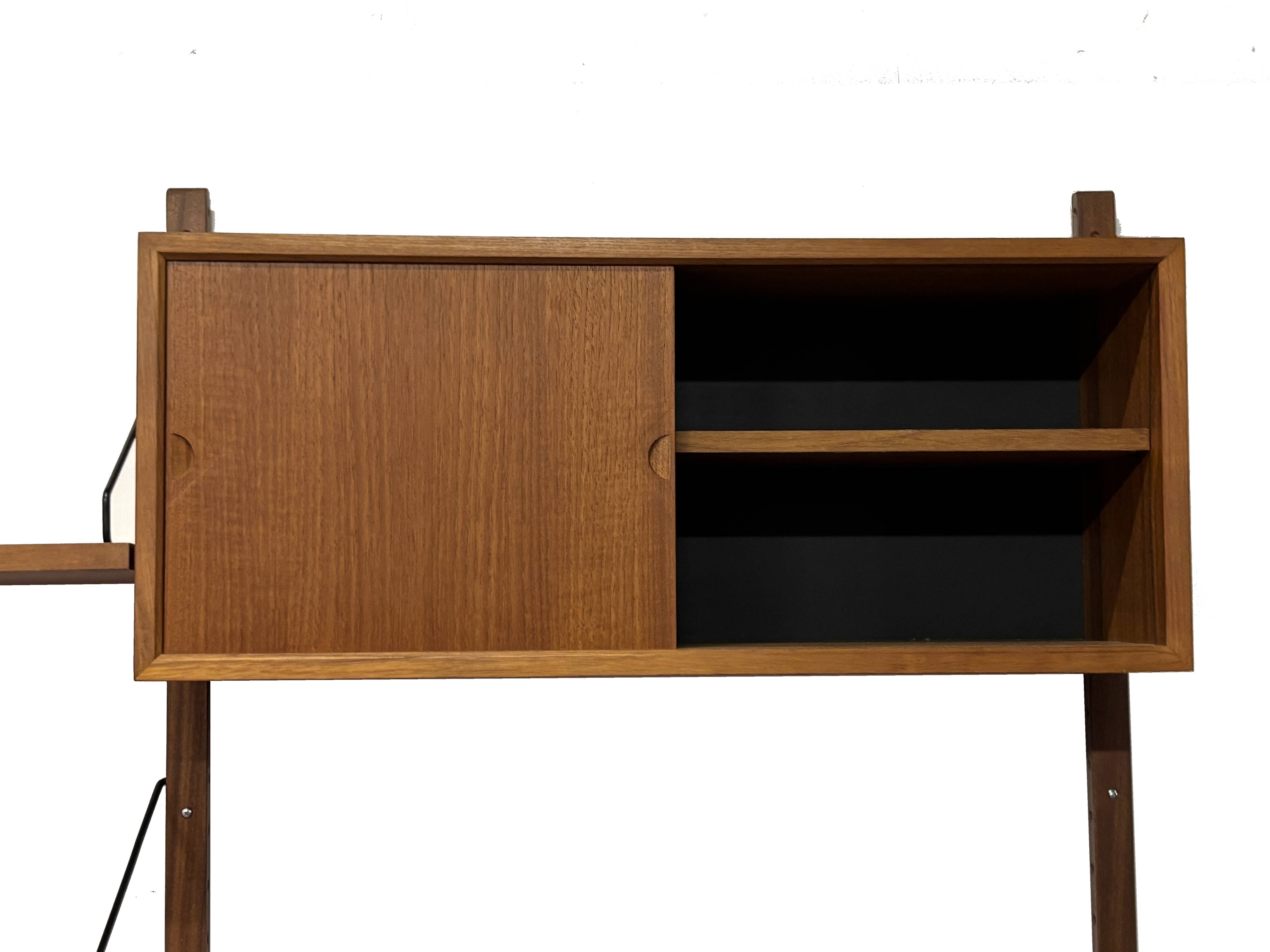 Vintage wall system Poul Cadovius Cado Design