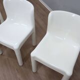 1970s Kartell Model 4875 chair by Carlo Bartoli white color, one piece