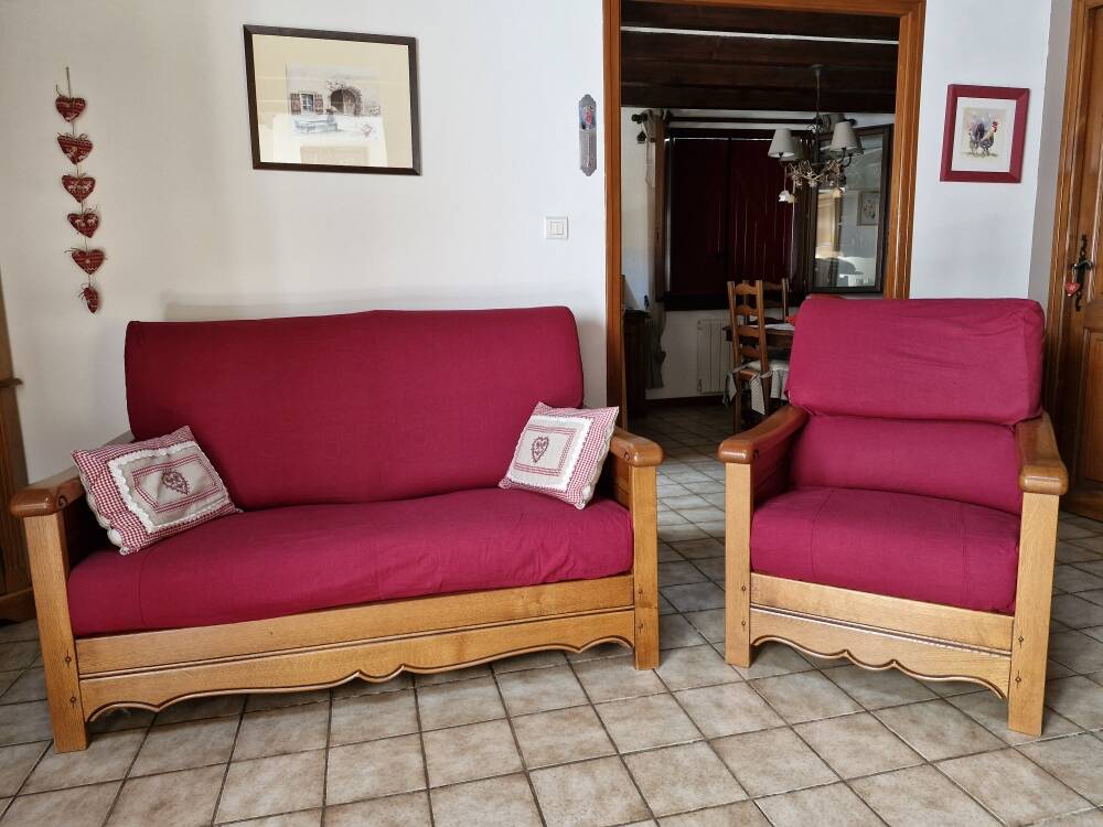 2-SEATER CHALET-STYLE SOFA AND ARMCHAIR, Jacques LELEU Collection