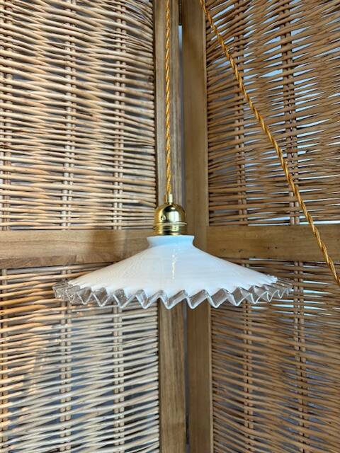 Serrated Glass Pendant