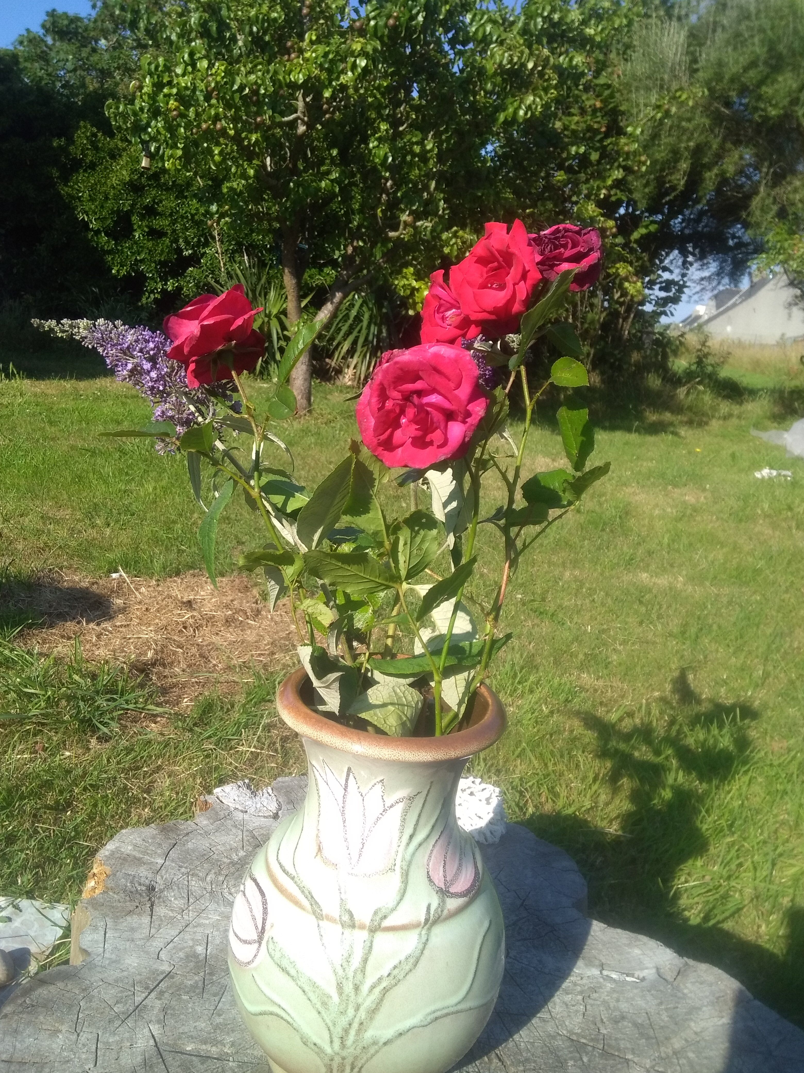 Flower-decorated vase 1960. Scheurich
